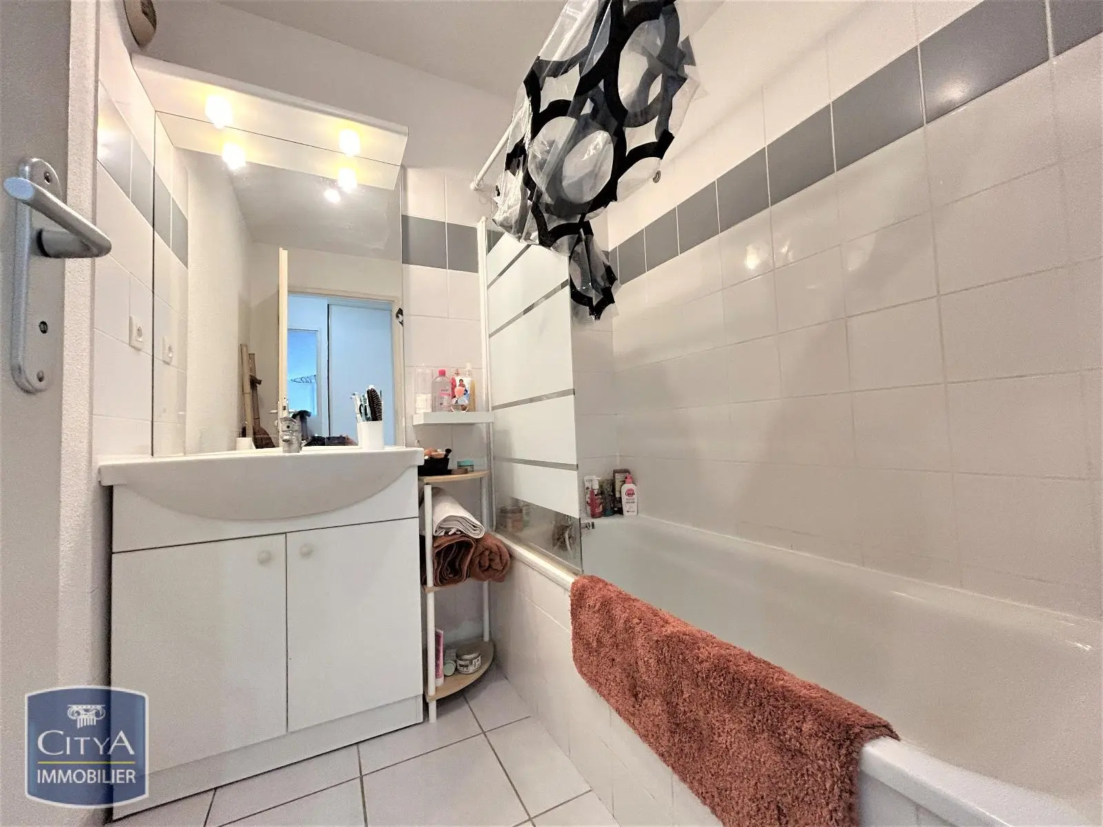 Photo 8 Appartement 3 pièces 54.1m²