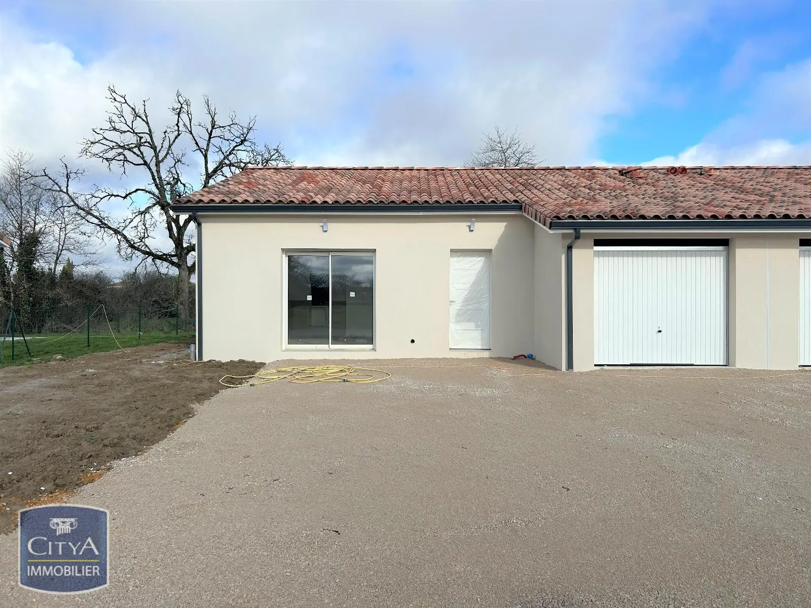 Photo 1 Maison 4 pièces 80.75m²