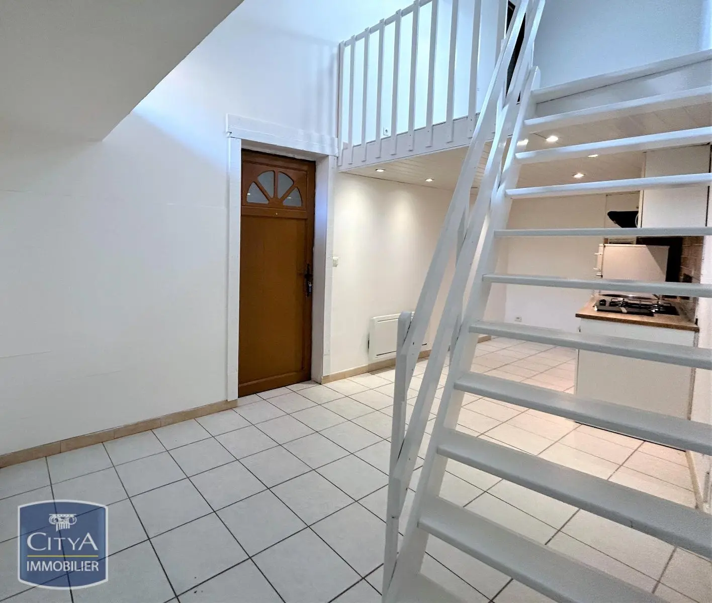 Photo 2 Appartement 1 pièce 24.83m²