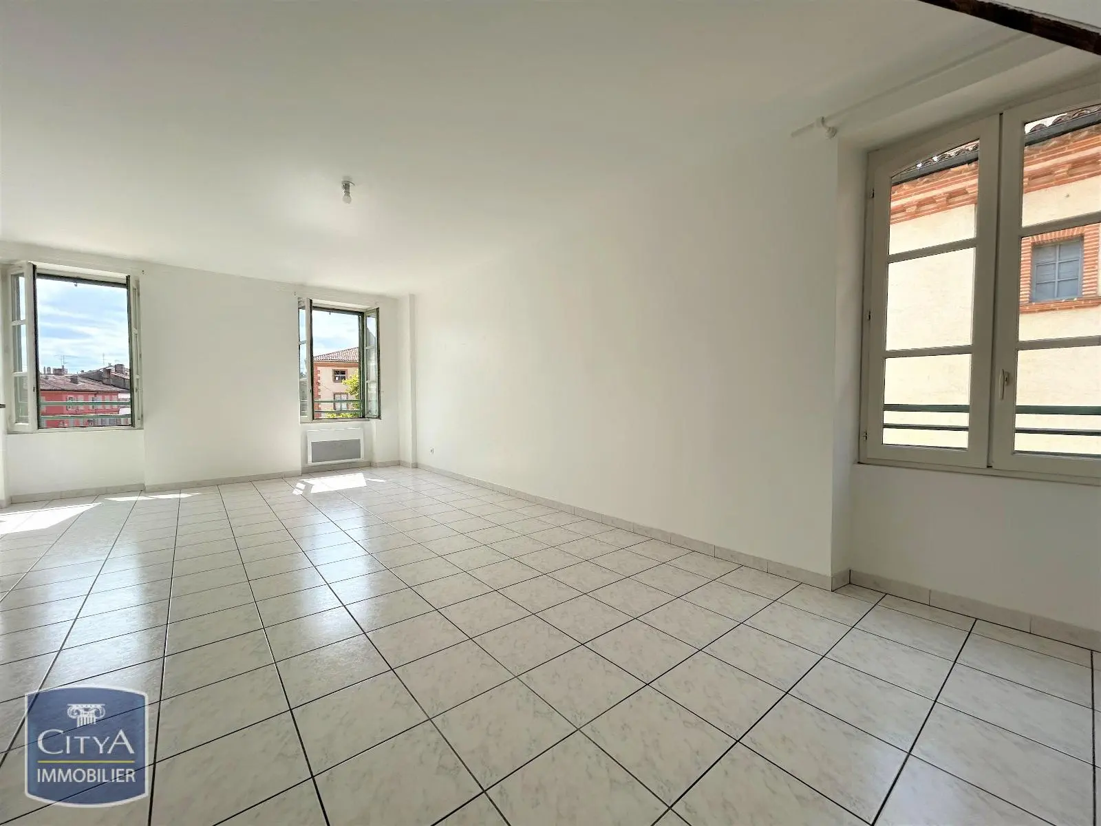 Photo 2 Appartement 4 pièces 97m²