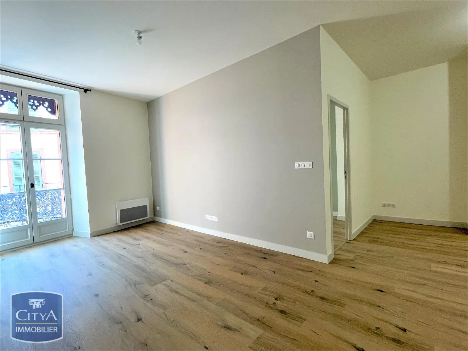 Photo 2 Appartement 2 pièces 52.7m²