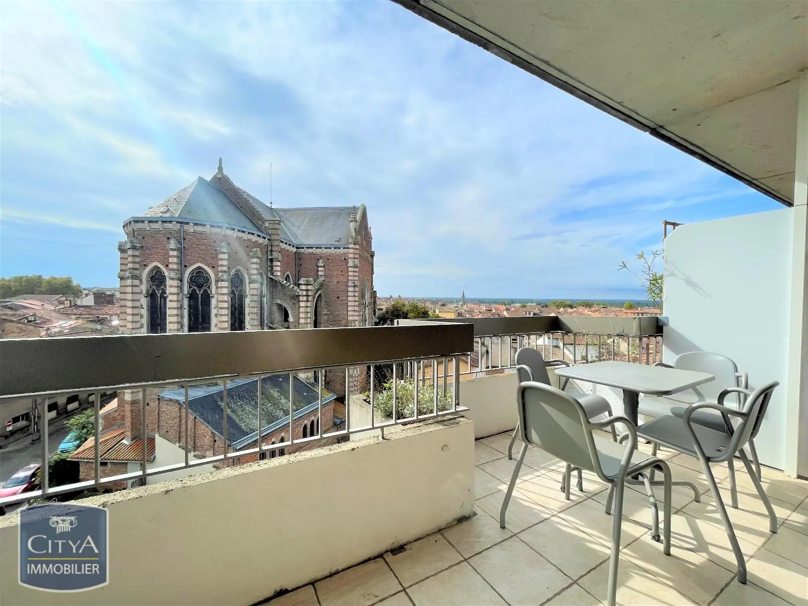 Photo 1 Appartement 2 pièces 58m²