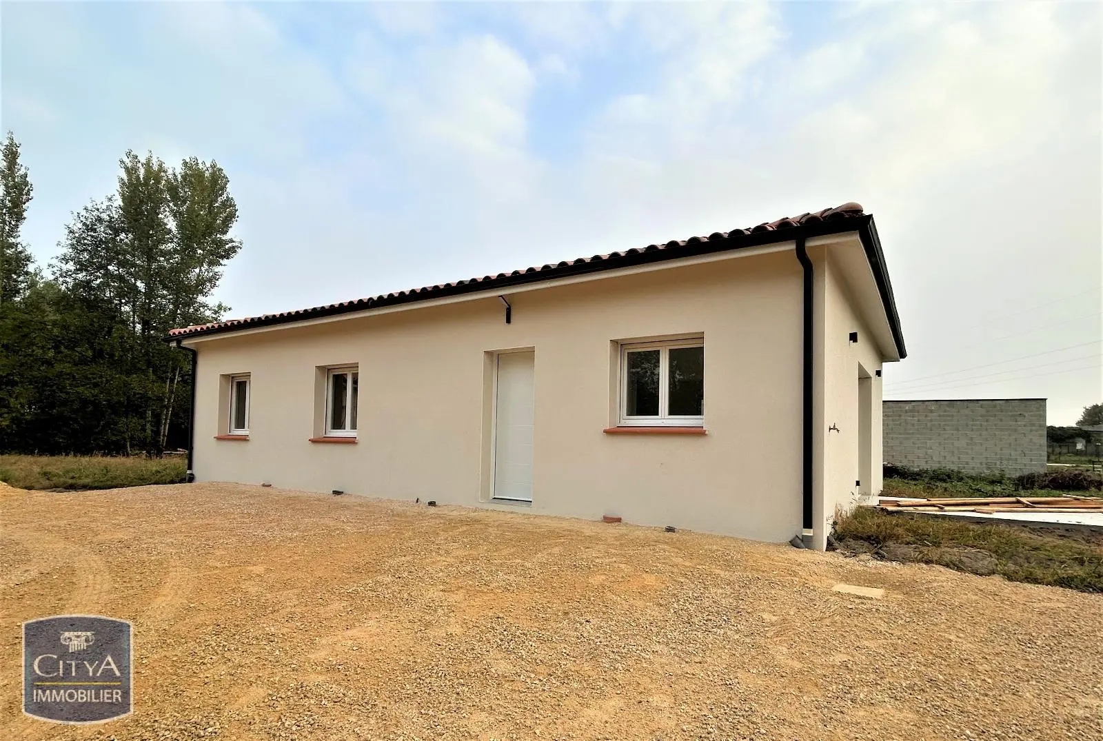 Photo 1 Maison 4 pièces 90m²