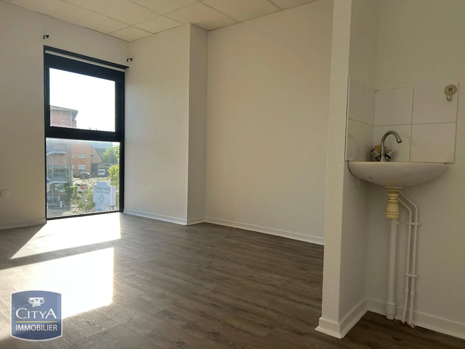 Photo 8 Local Professionnel 1 pièce 17.48m²