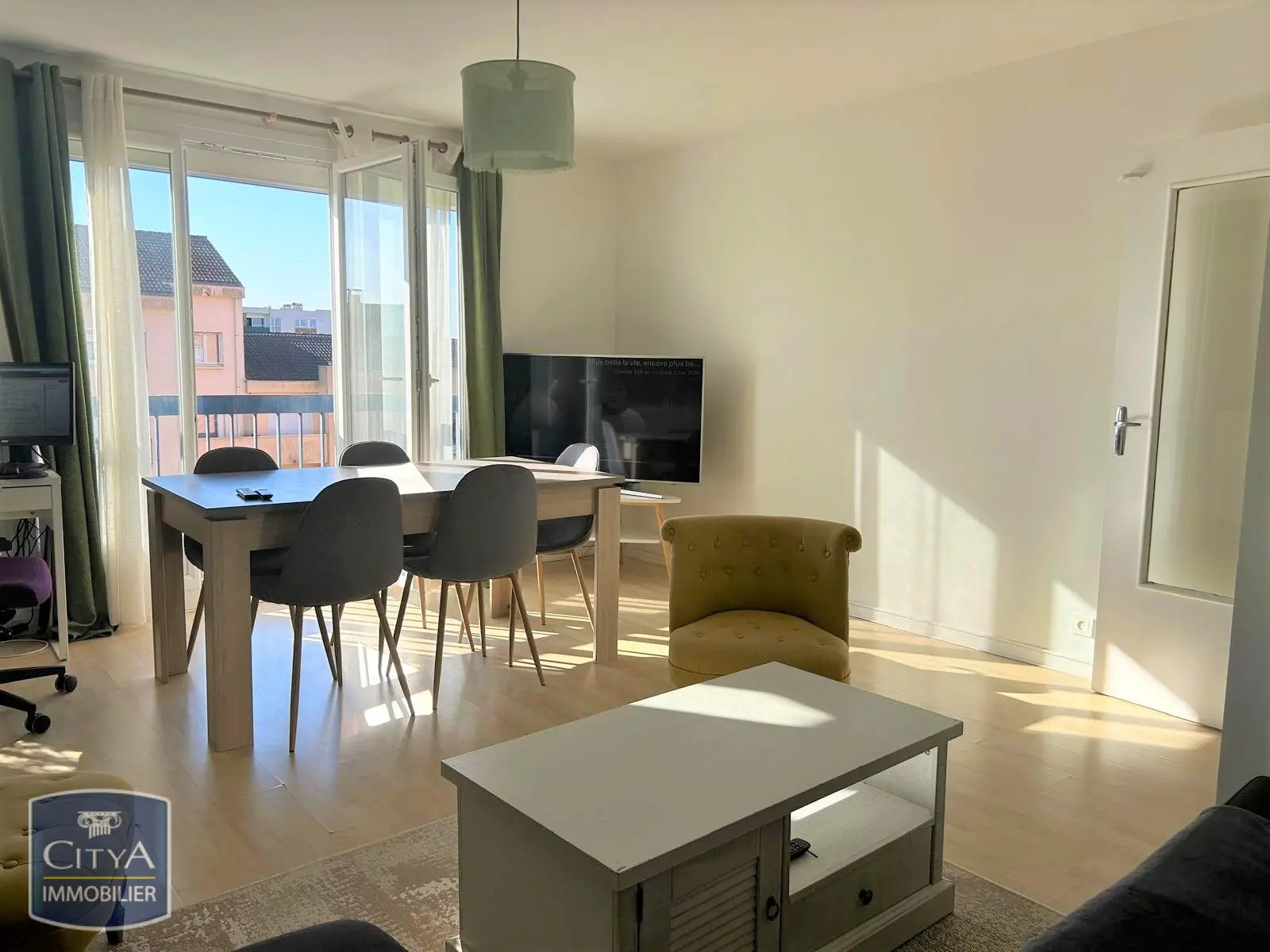 Photo 1 Appartement 4 pièces 75m²