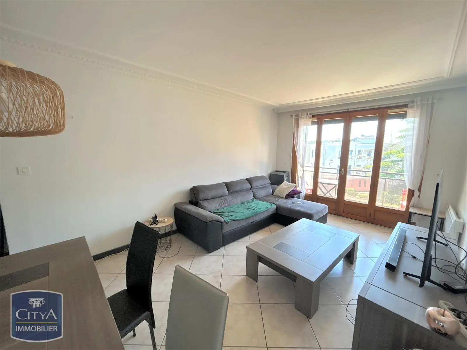 Photo 1 Appartement 3 pièces 77m²