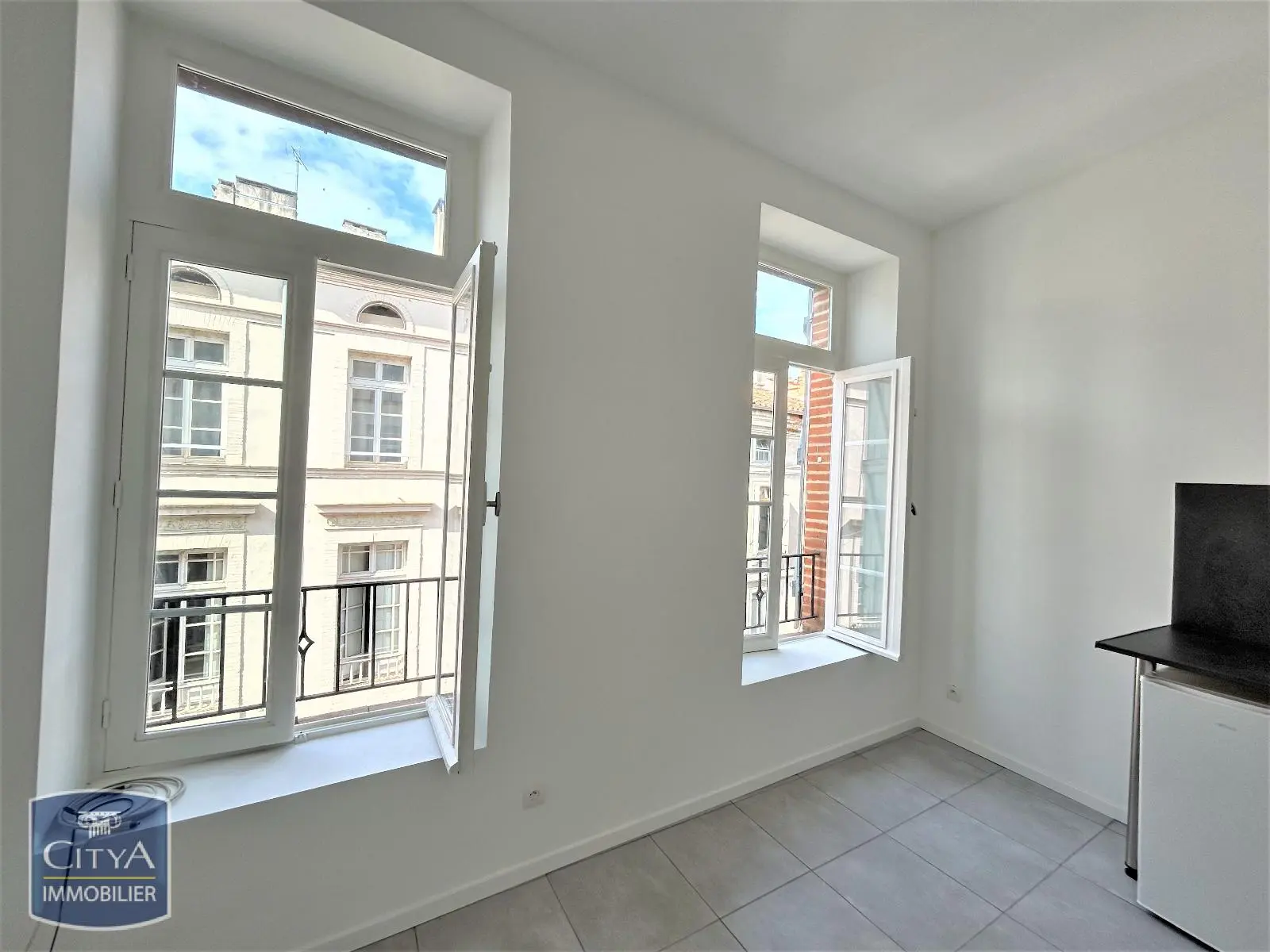 Photo 1 Appartement 1 pièce 19m²