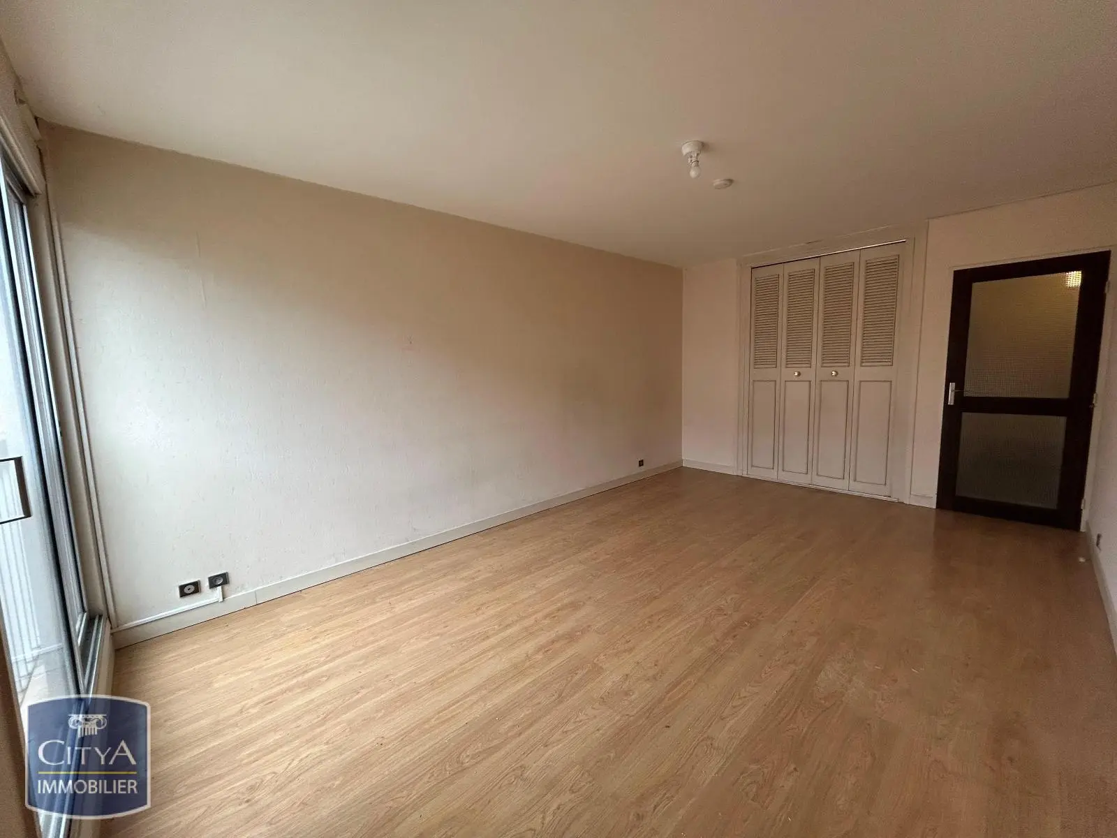 Photo 1 Appartement 1 pièce 31.6m²