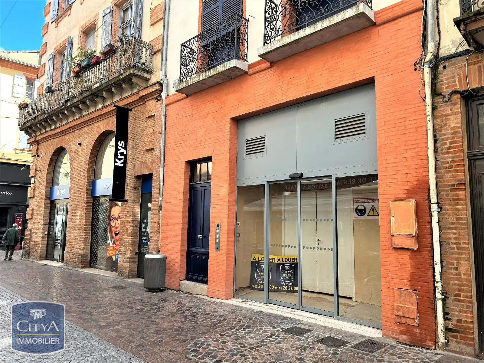 Photo 1 Local Commercial 170m²