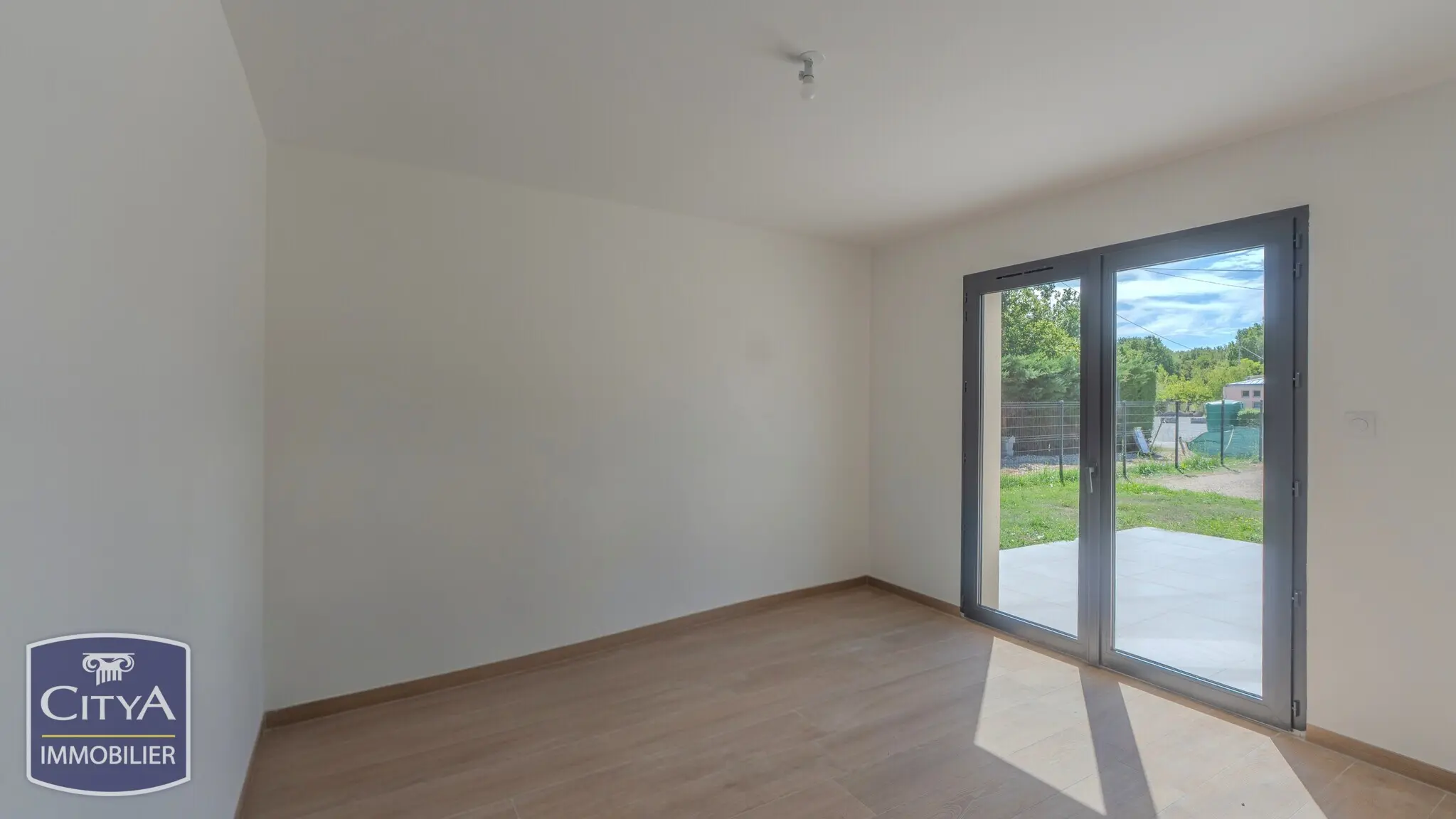 Photo 15 Maison 5 pièces 150m²