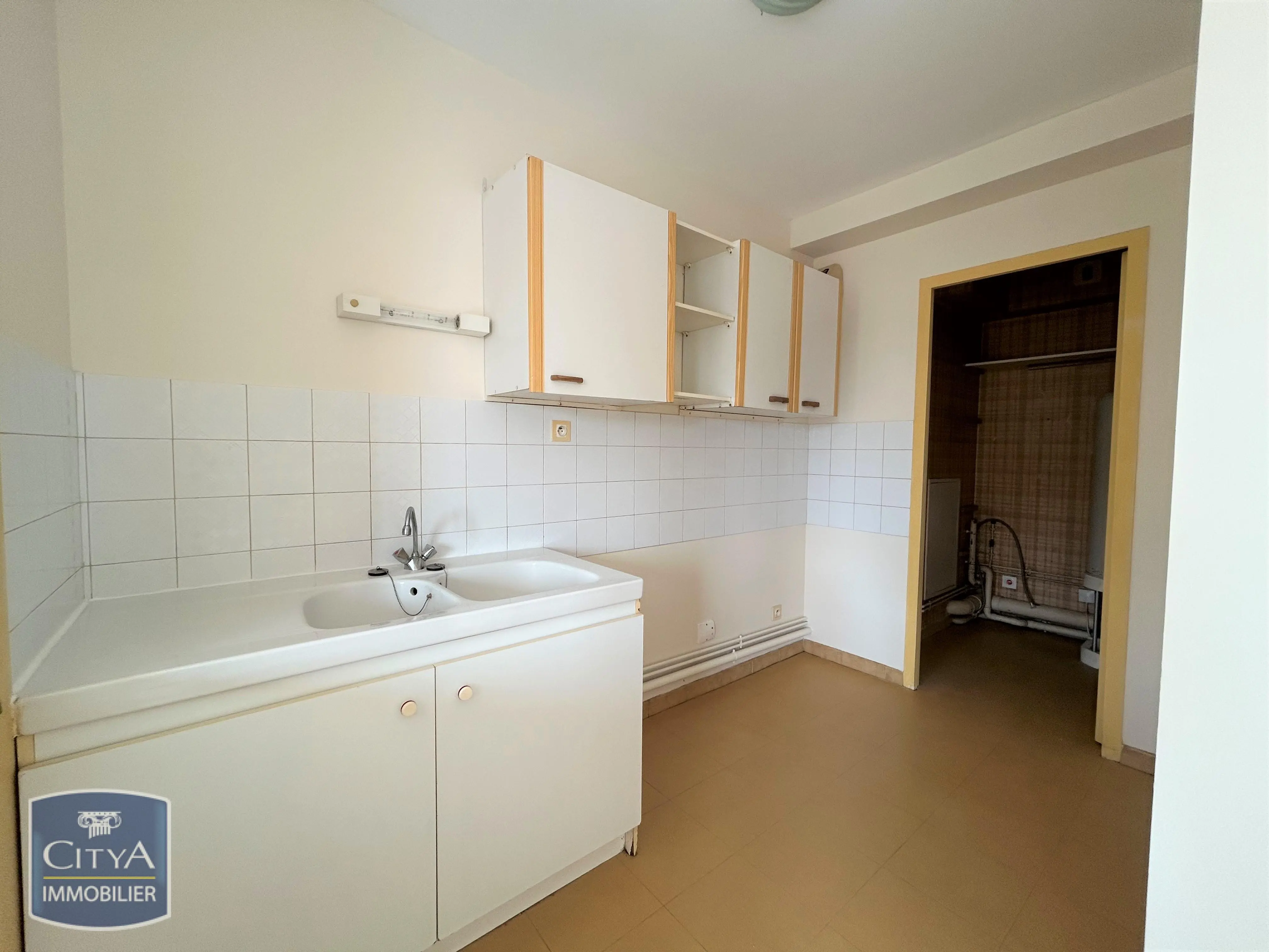 Photo 3 Appartement 1 pièce 33.02m²