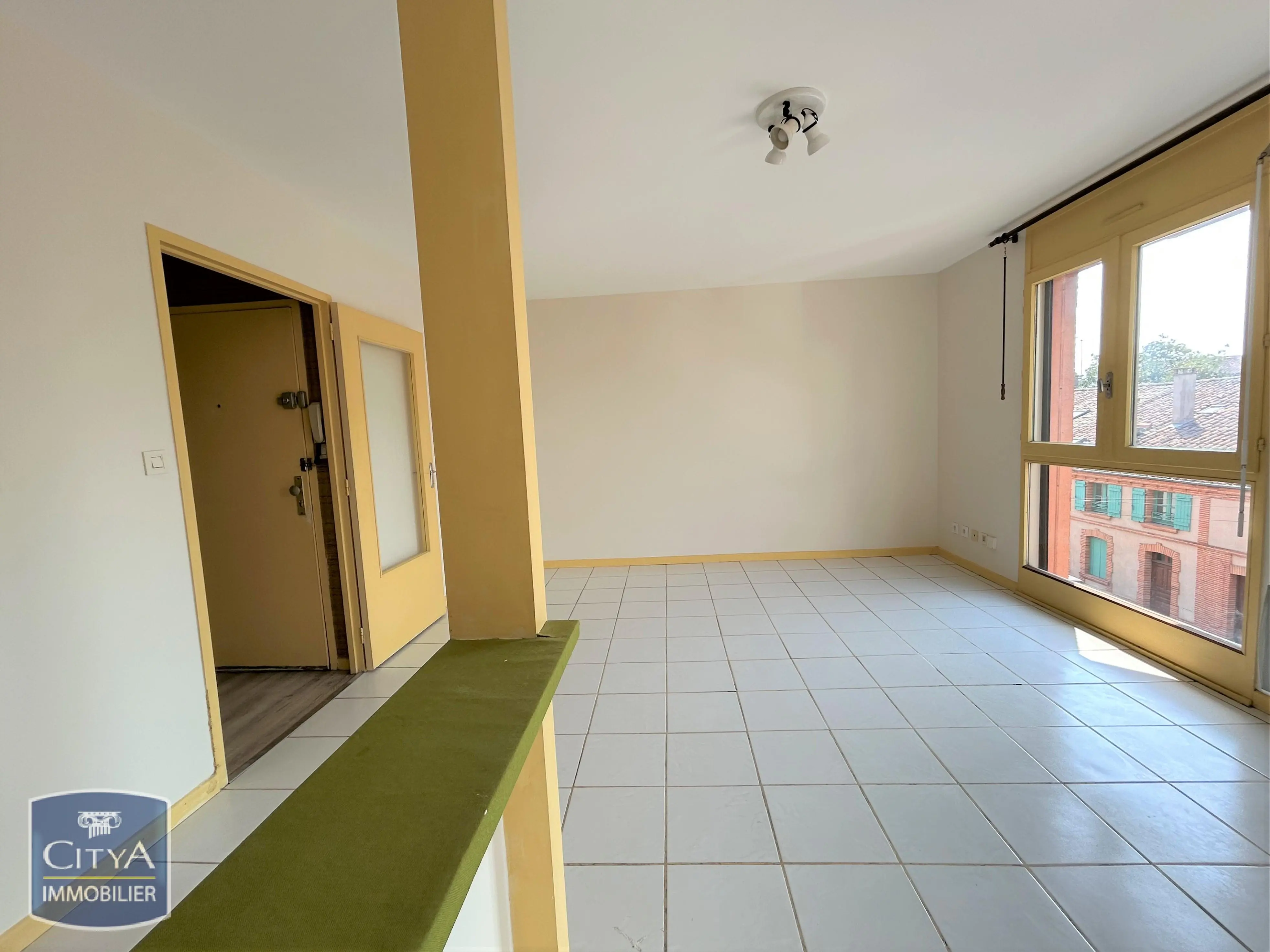 Photo 2 Appartement 1 pièce 33.02m²