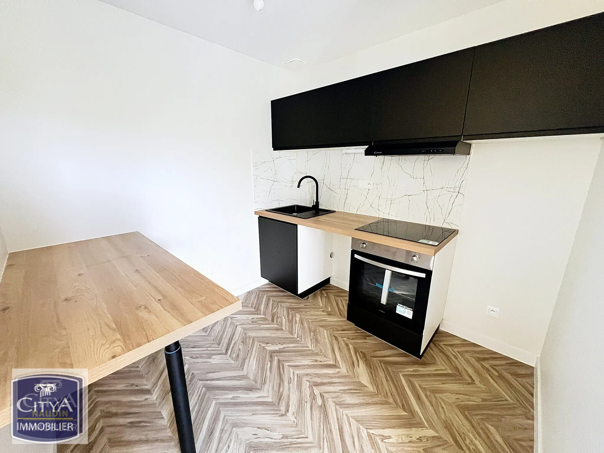 Photo 2 Appartement 2 pièces 31.33m²