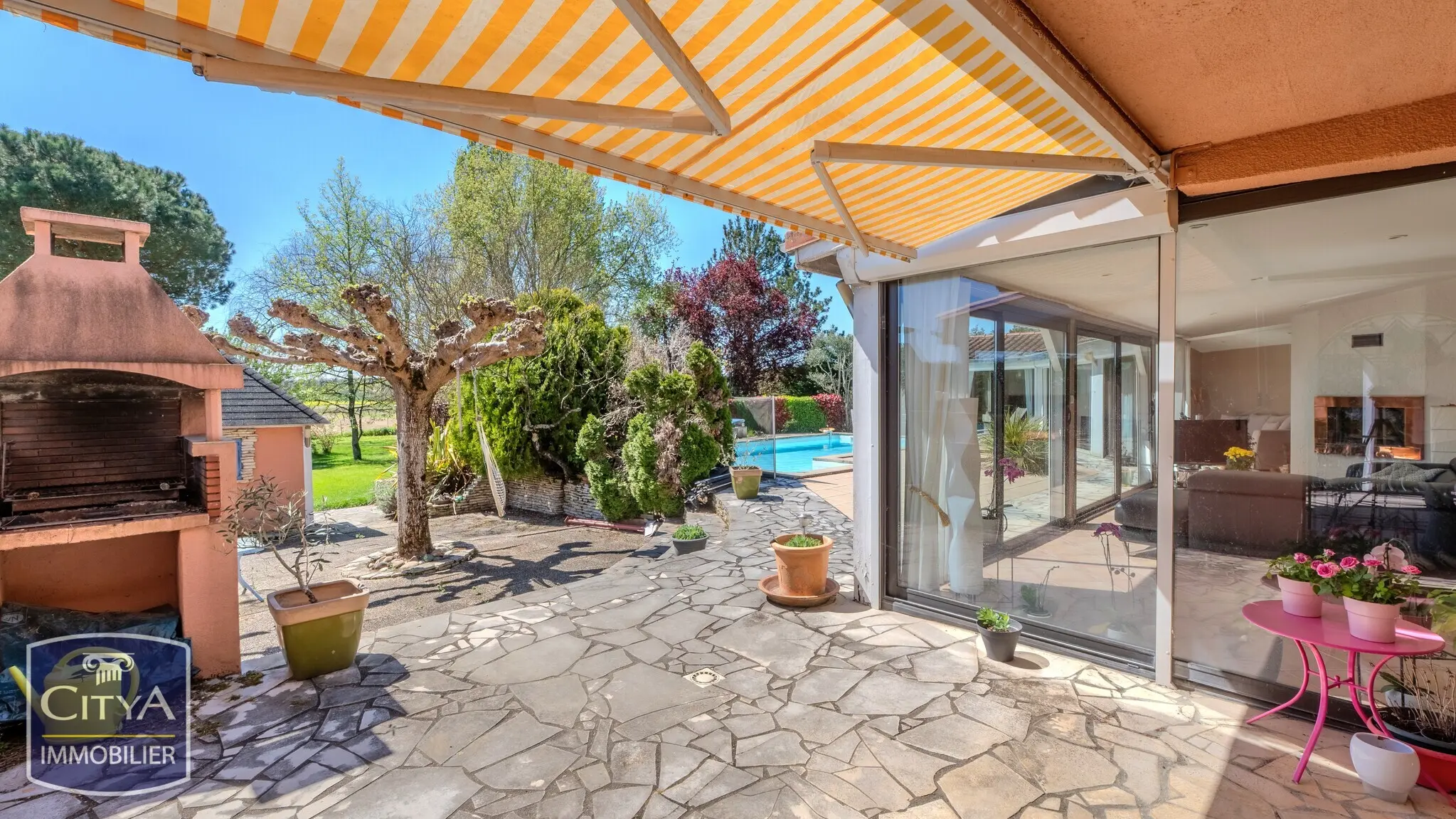 Photo 10 Maison 5 pièces 240m²