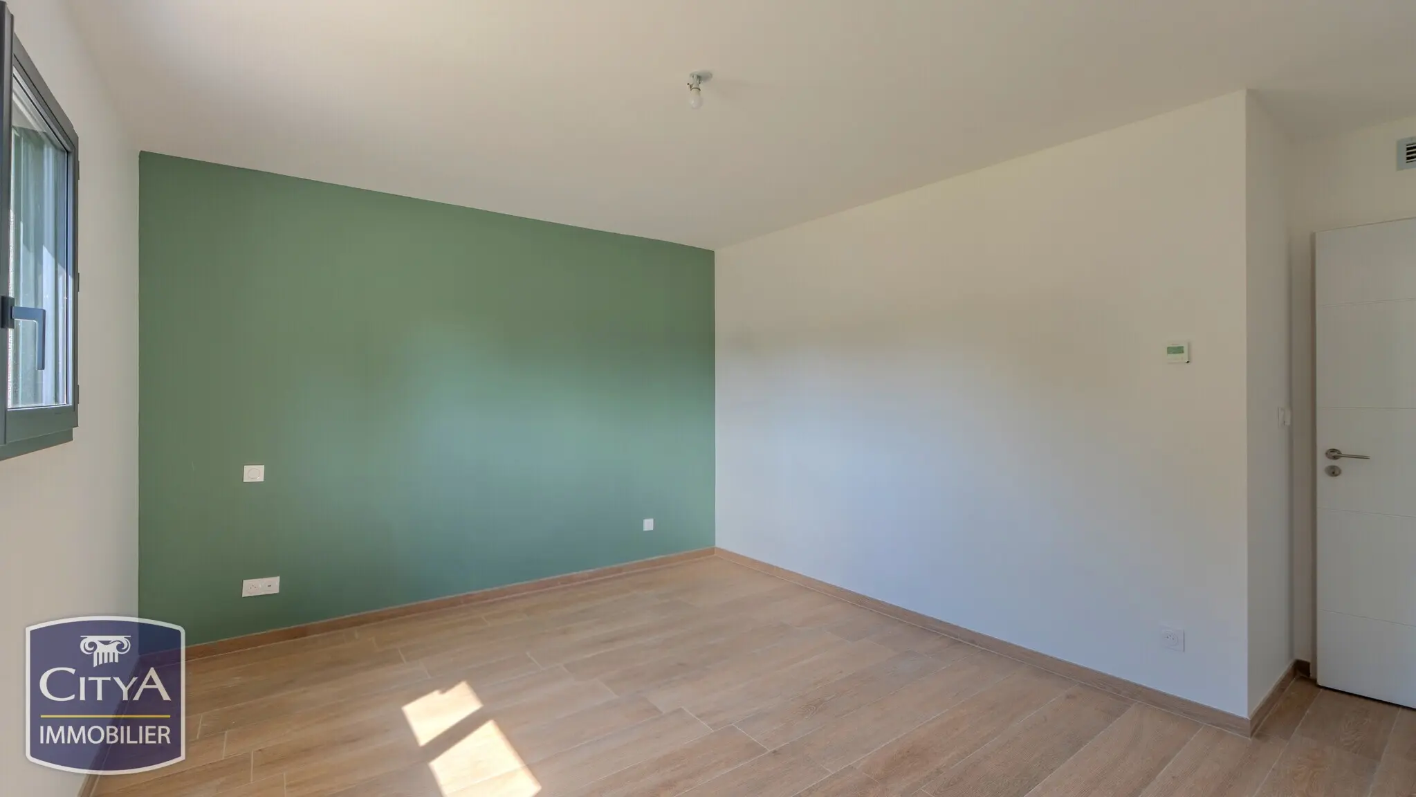 Photo 17 Maison 5 pièces 150m²