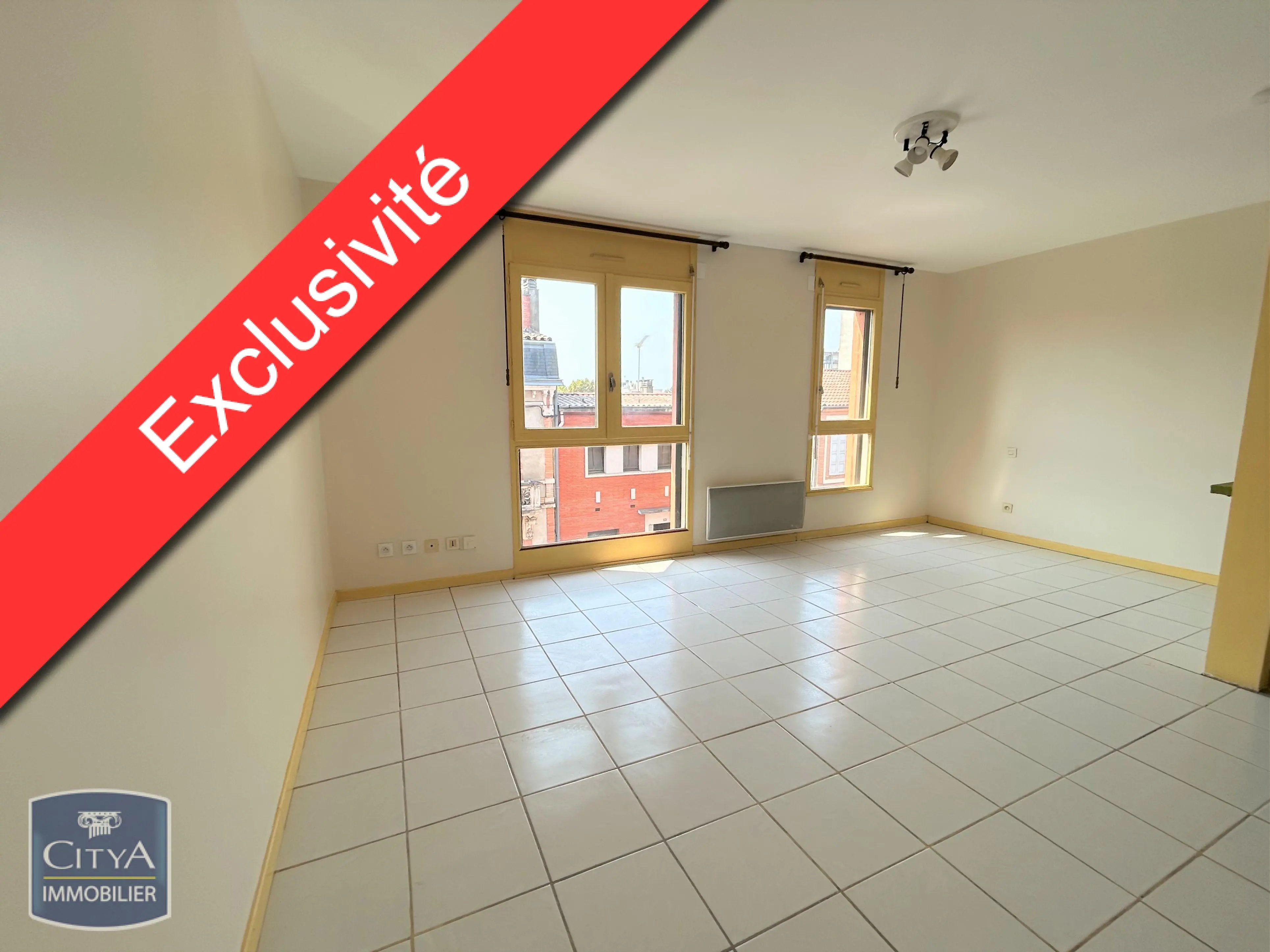 Photo 1 Appartement 1 pièce 33.02m²