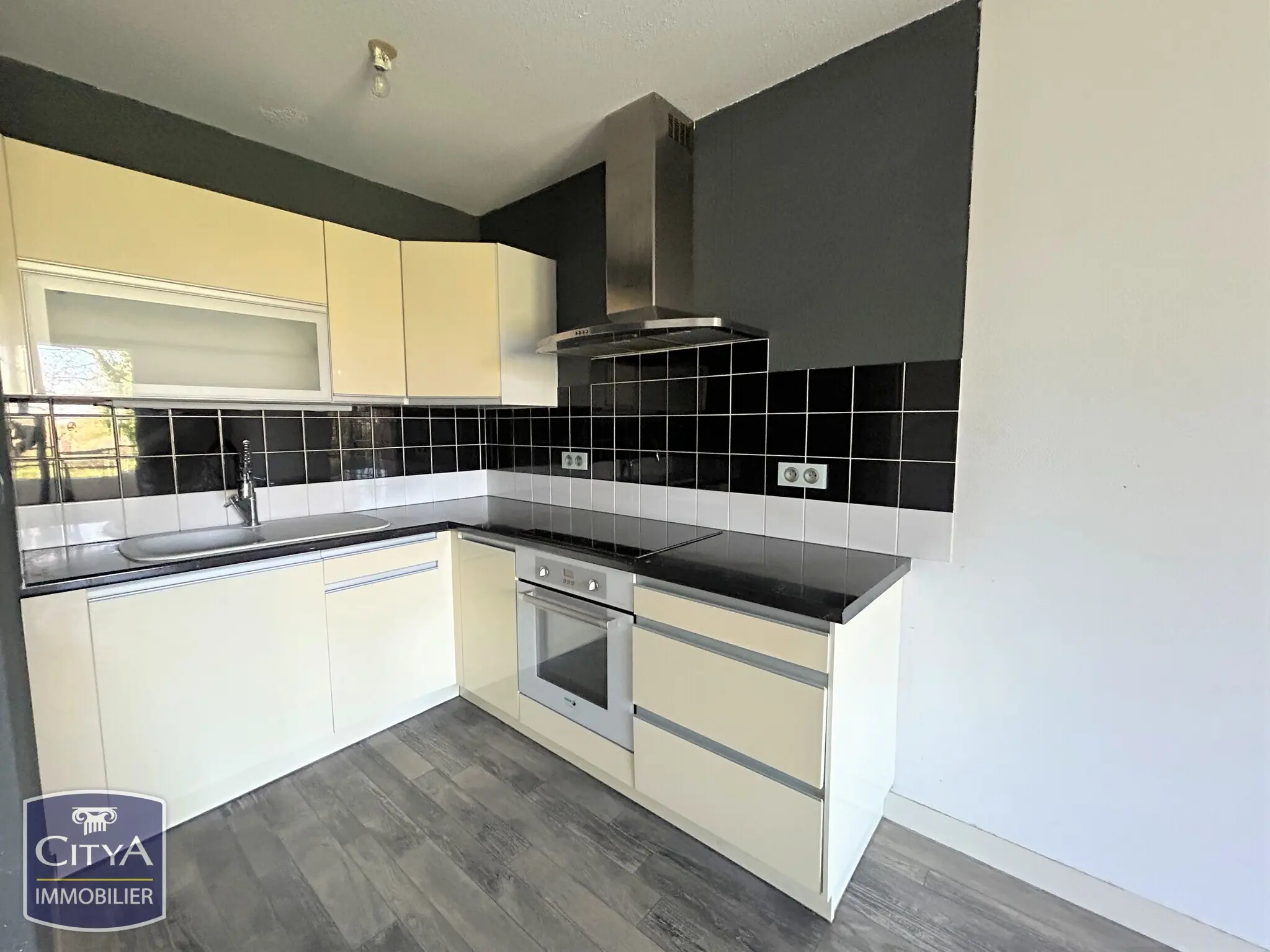 Photo 2 Appartement 2 pièces 35.81m²