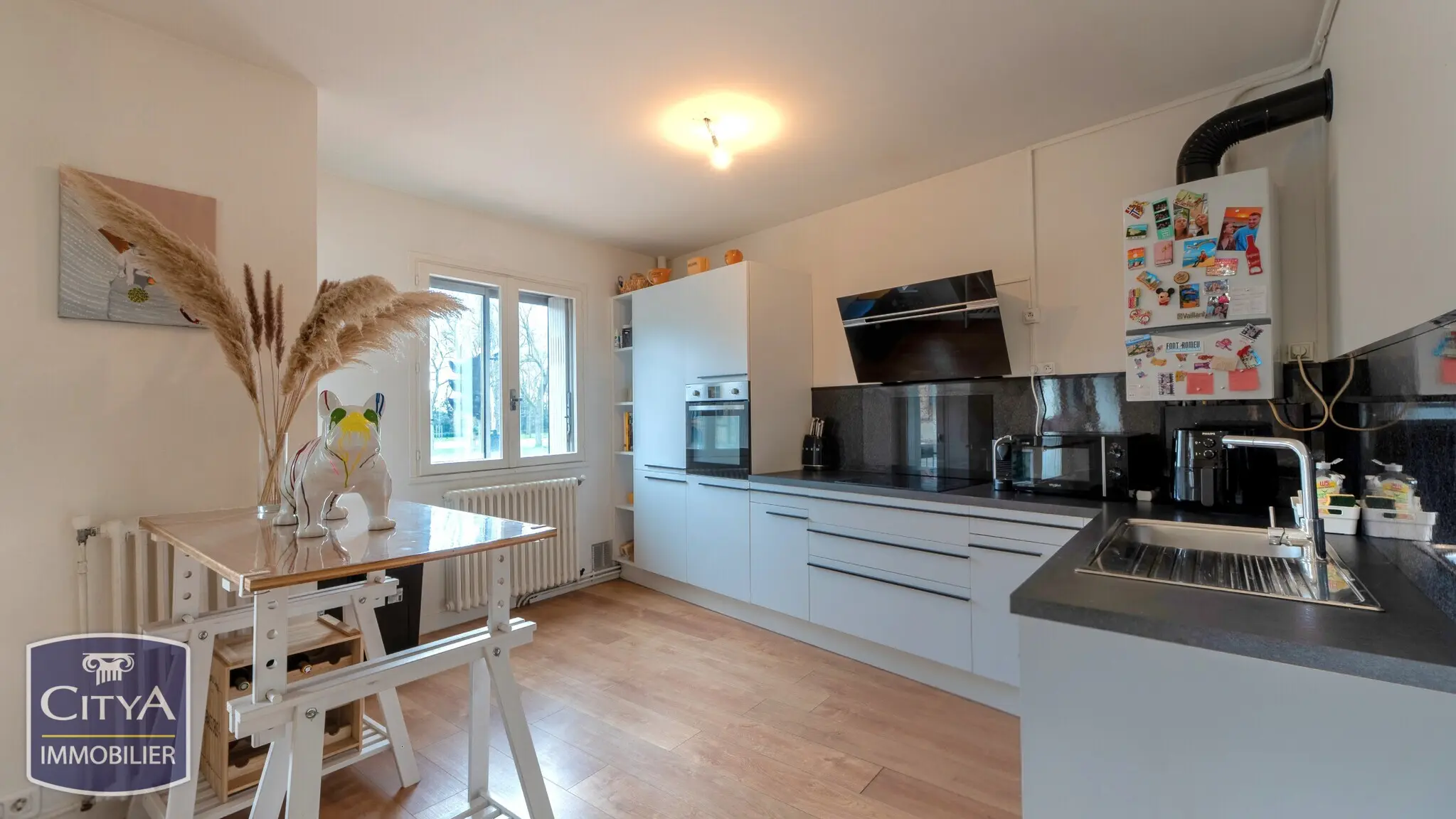 Photo 2 Appartement 4 pièces 98.46m²