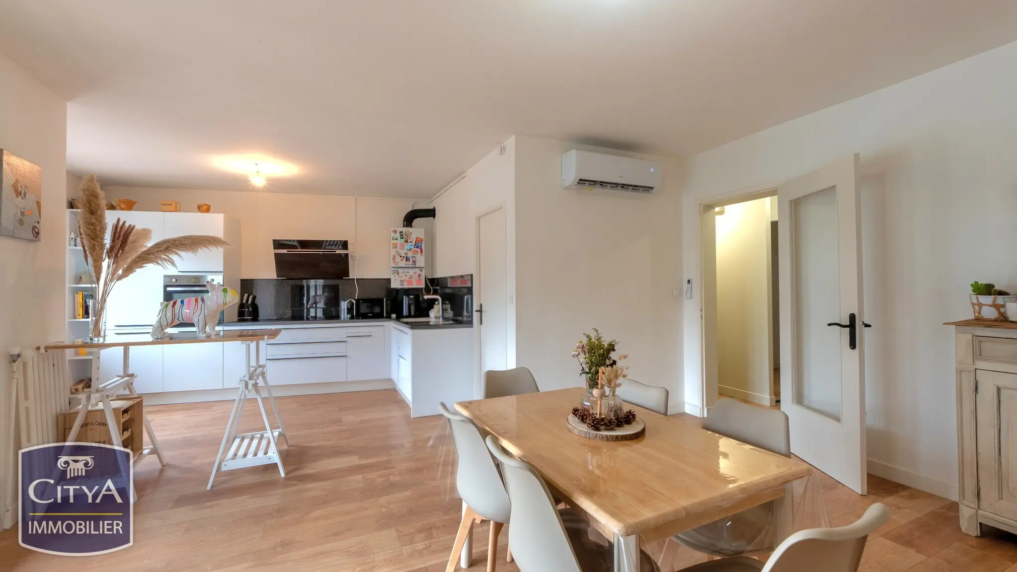 Photo 1 Appartement 4 pièces 98.46m²