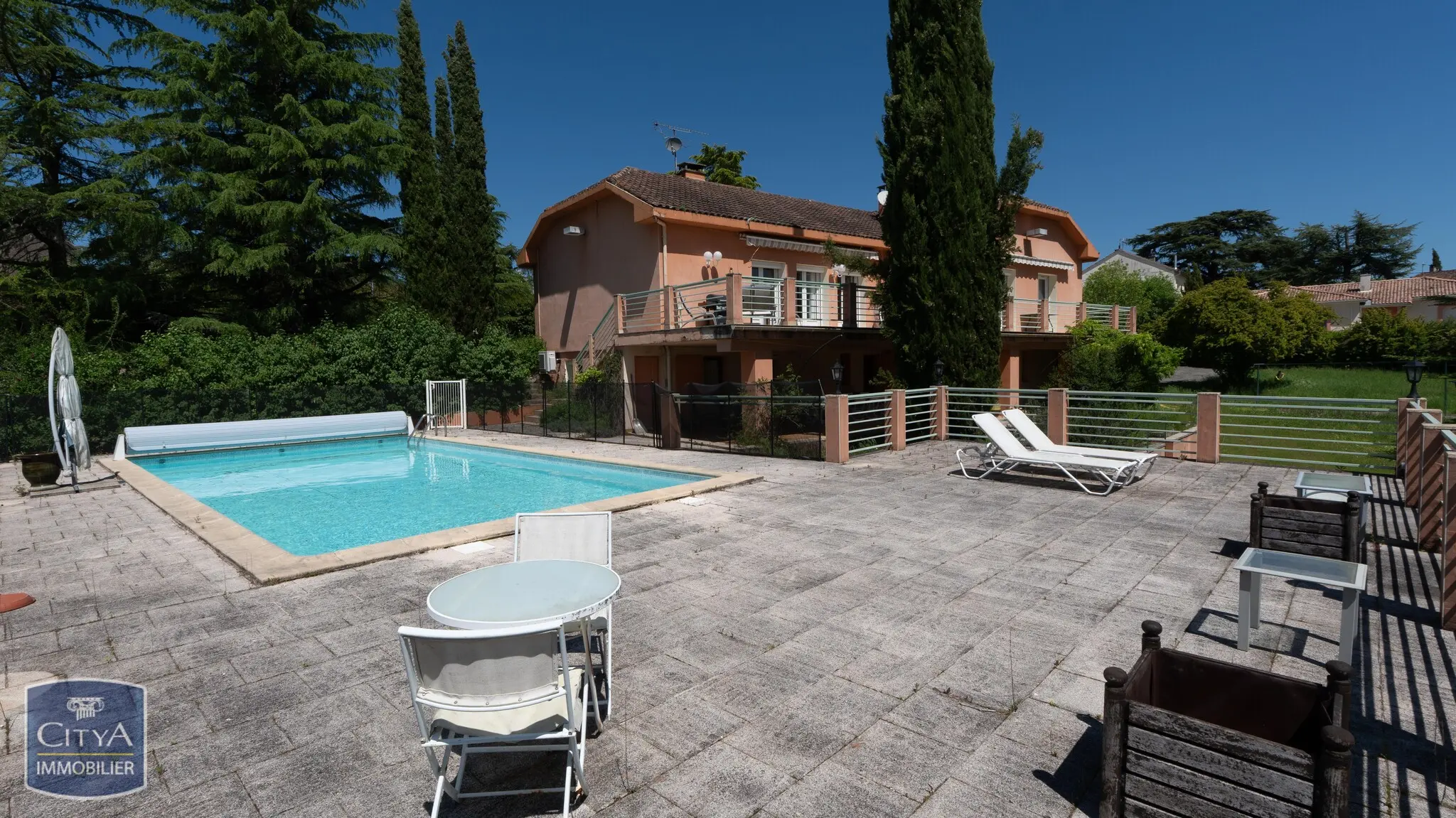 Photo 3 Maison 8 pièces 187m²