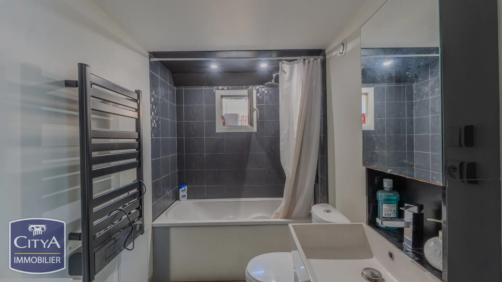 Photo 30 Immeuble 180m²