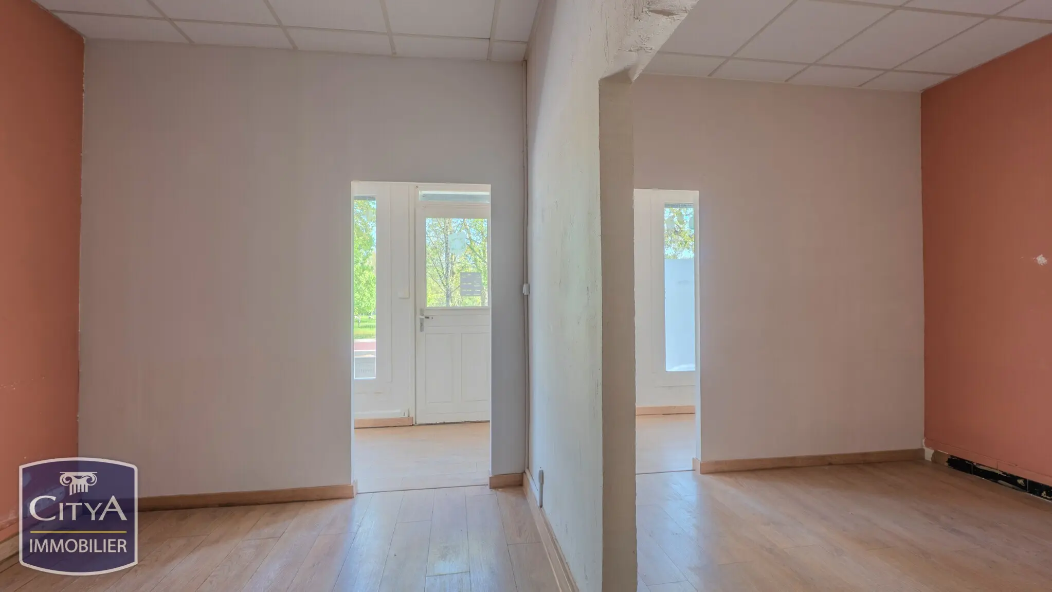 Photo 2 Local Commercial 28m²