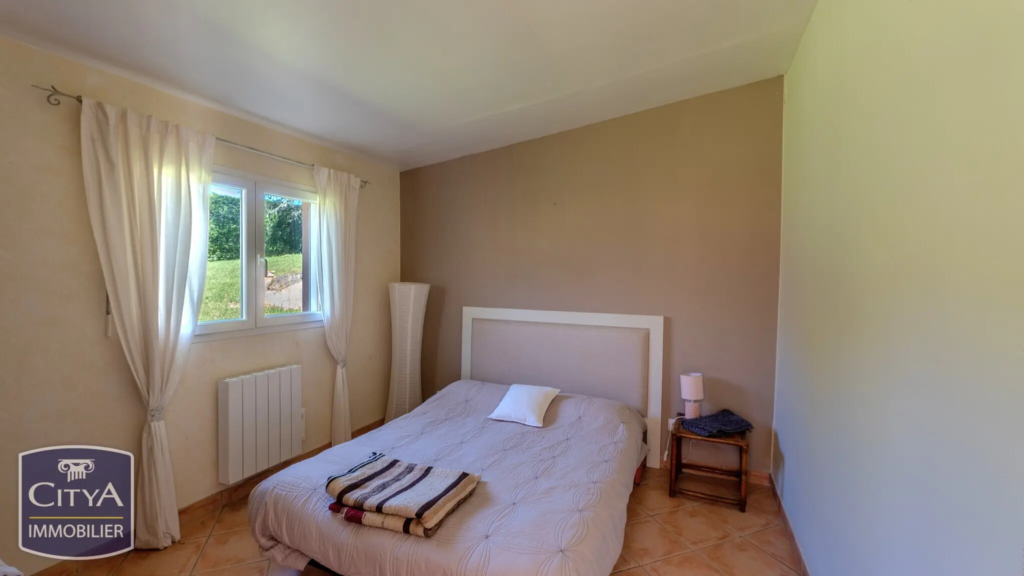 Photo 9 Maison 5 pièces 240m²