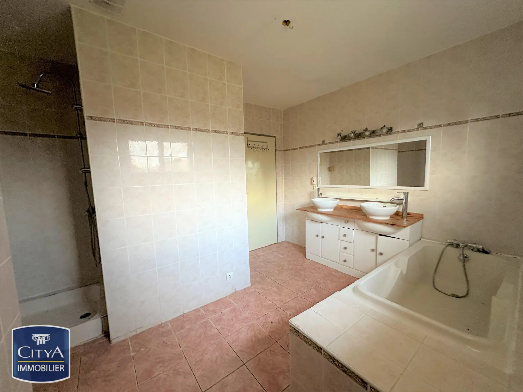 Photo 10 Maison 6 pièces 161.7m²