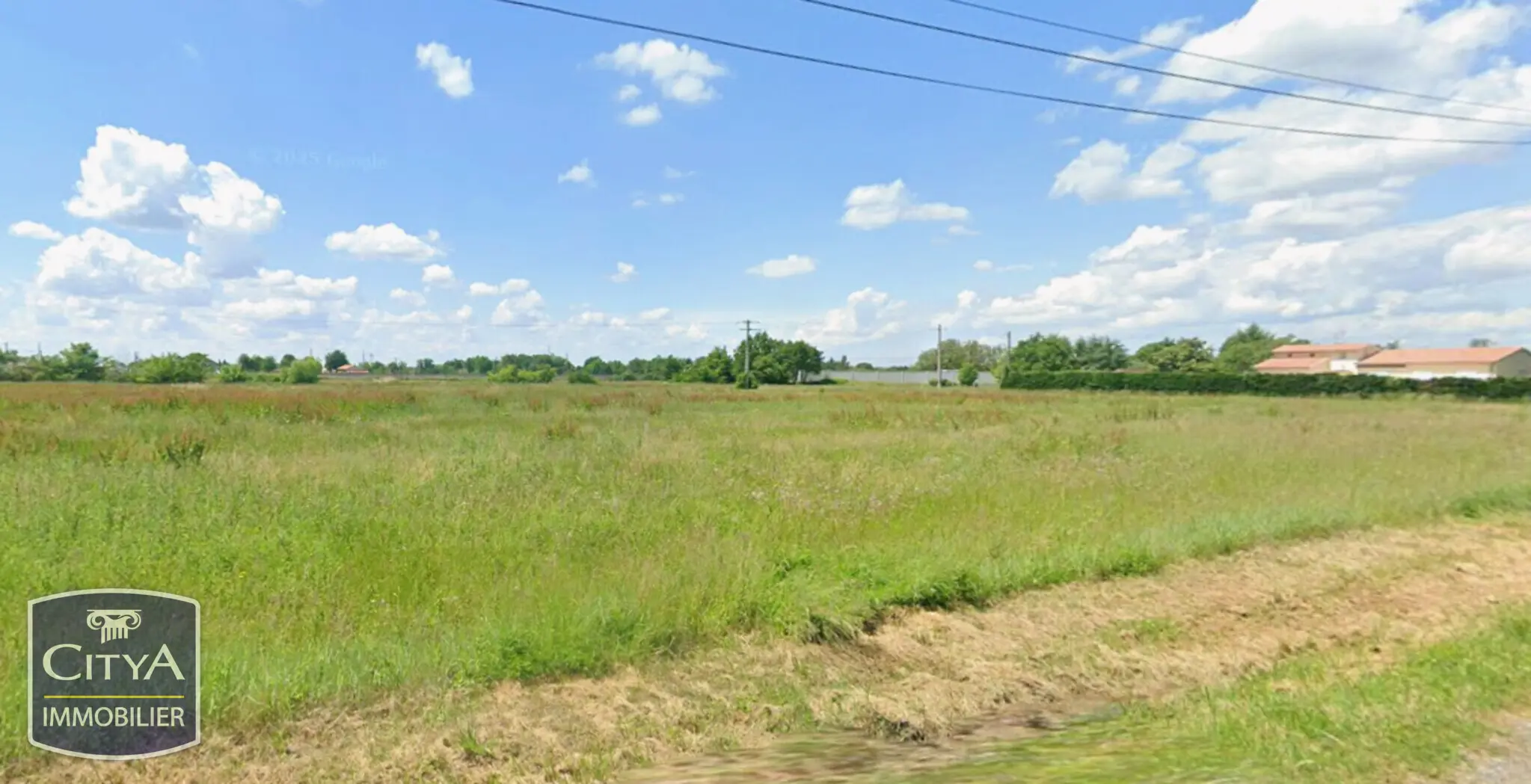 Photo 1 Terrain