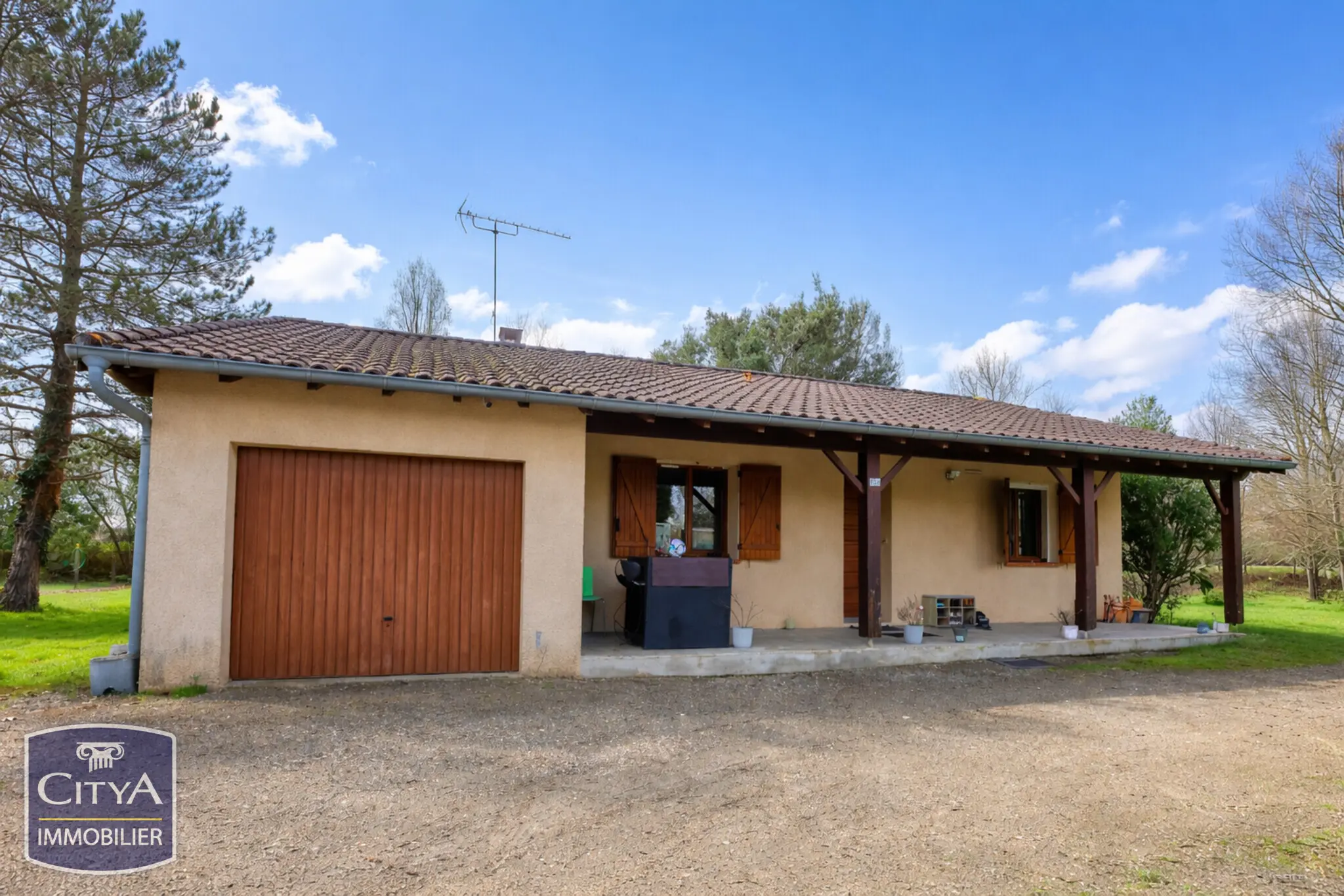 Photo 1 Maison 3 pièces 85m²