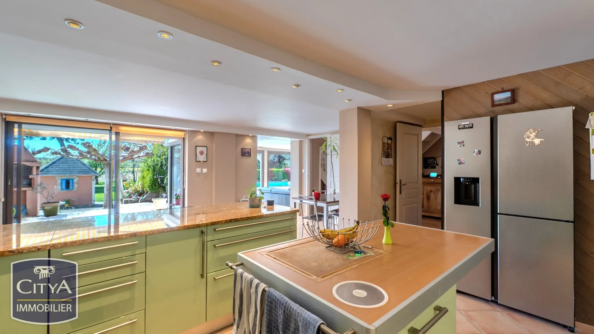 Photo 3 Maison 5 pièces 240m²