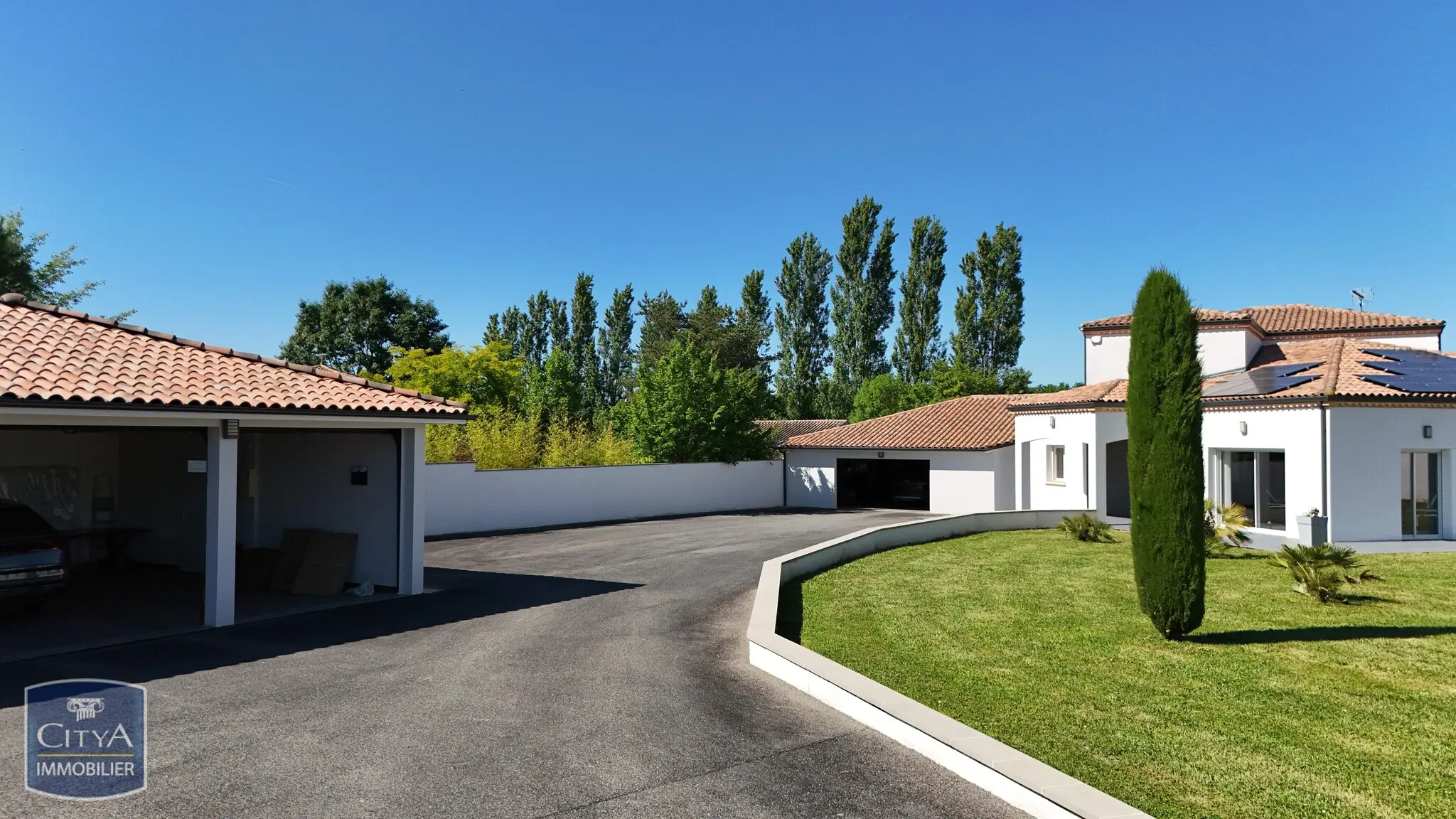 Photo 4 Maison 7 pièces 235m²