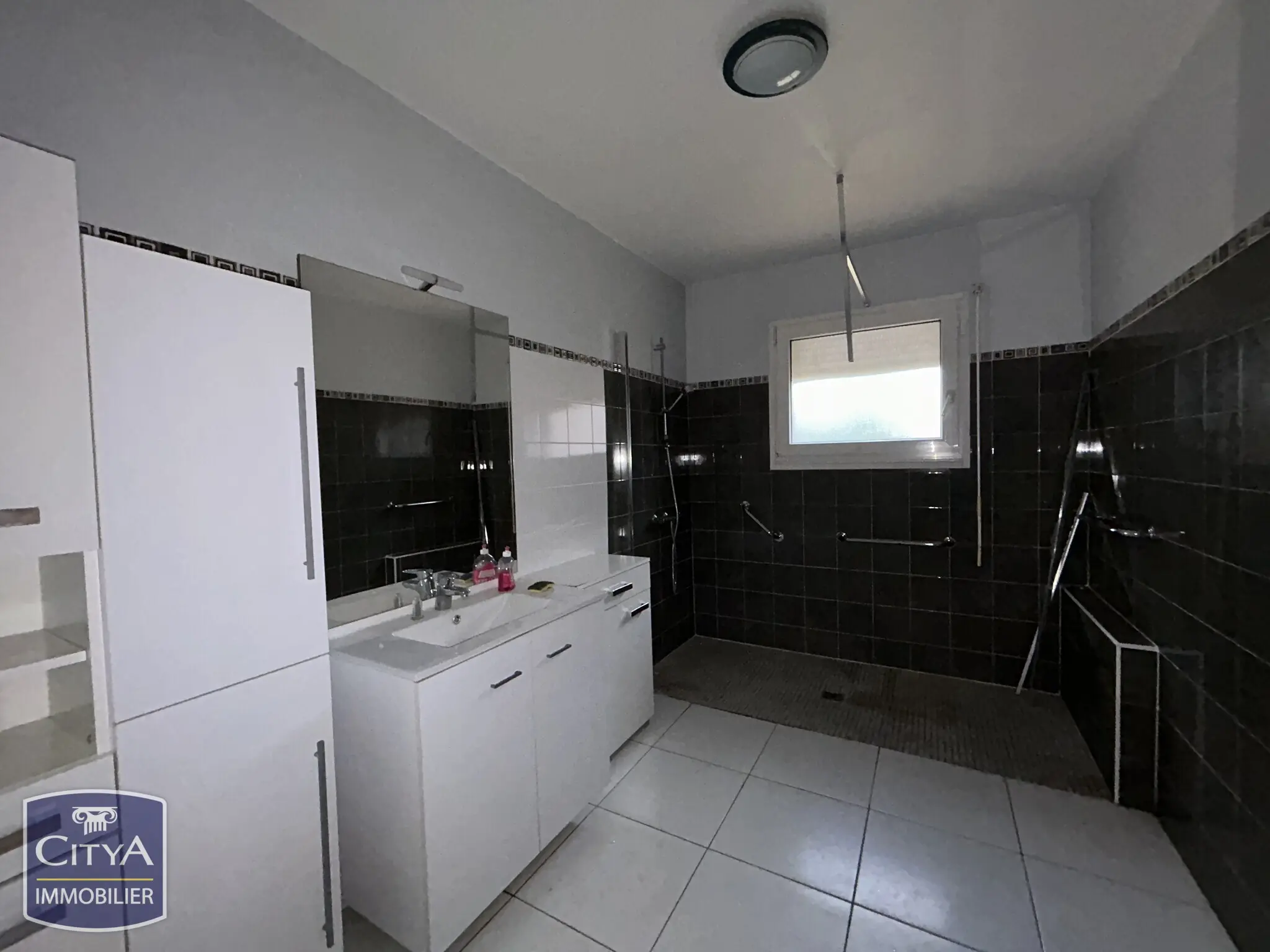 Photo 9 Maison 5 pièces 160m²