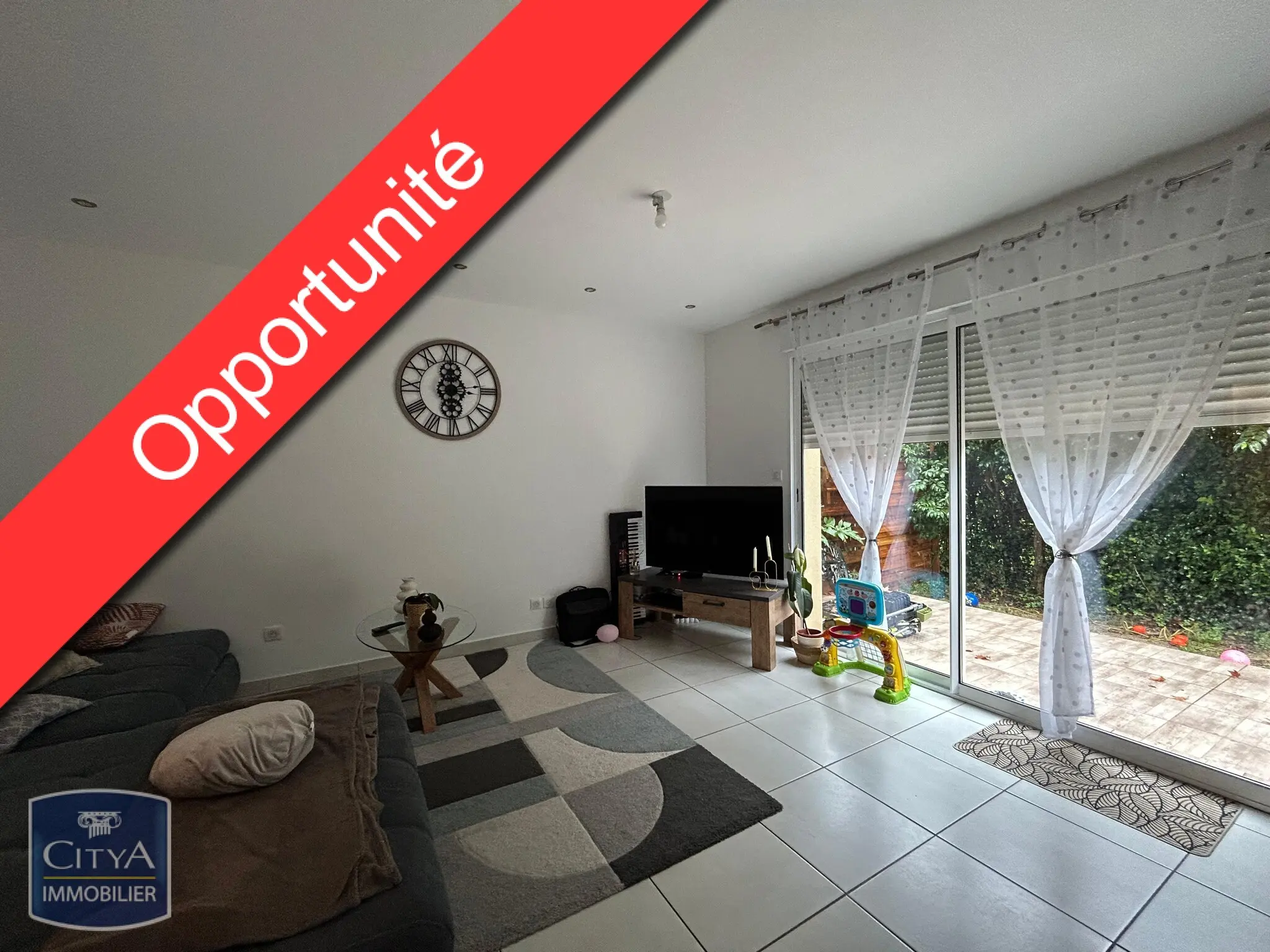 Photo 1 Immeuble 380m²