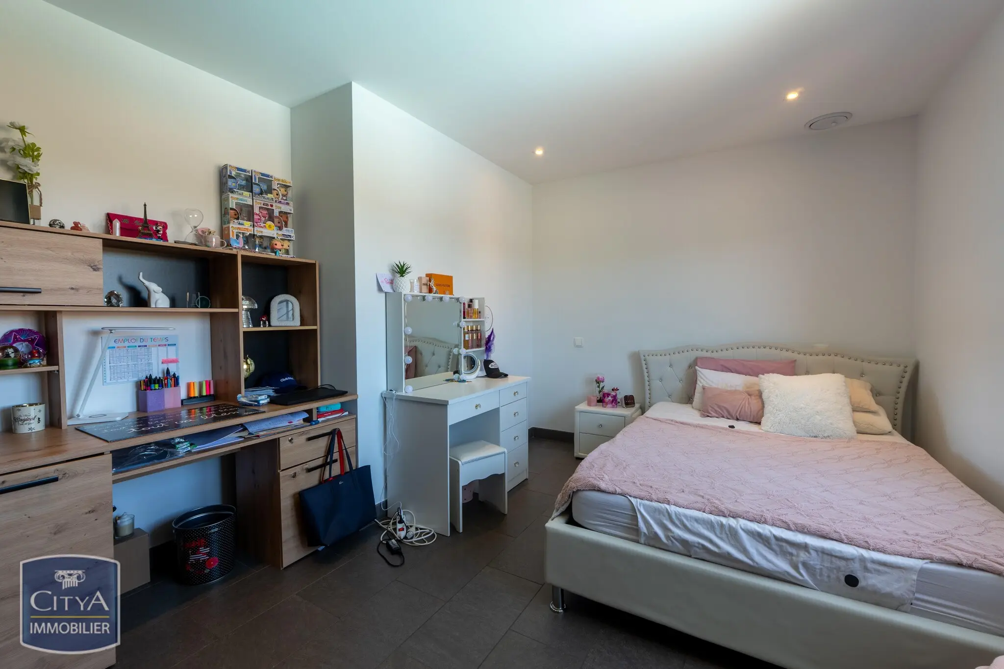 Photo 10 Maison 7 pièces 235m²