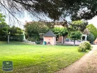 Photo 3 Maison 5 pièces 240m²