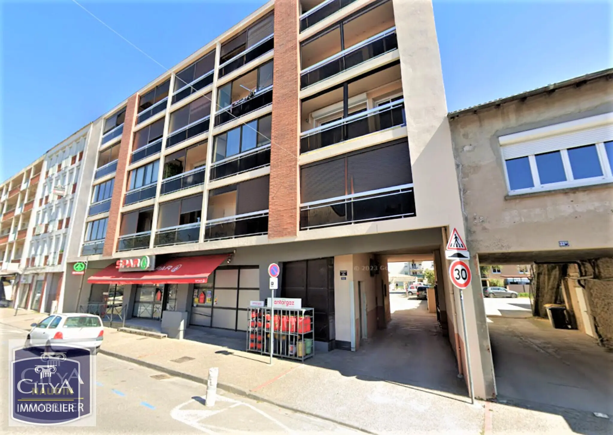 Photo 2 Appartement 1 pièce 23.1m²
