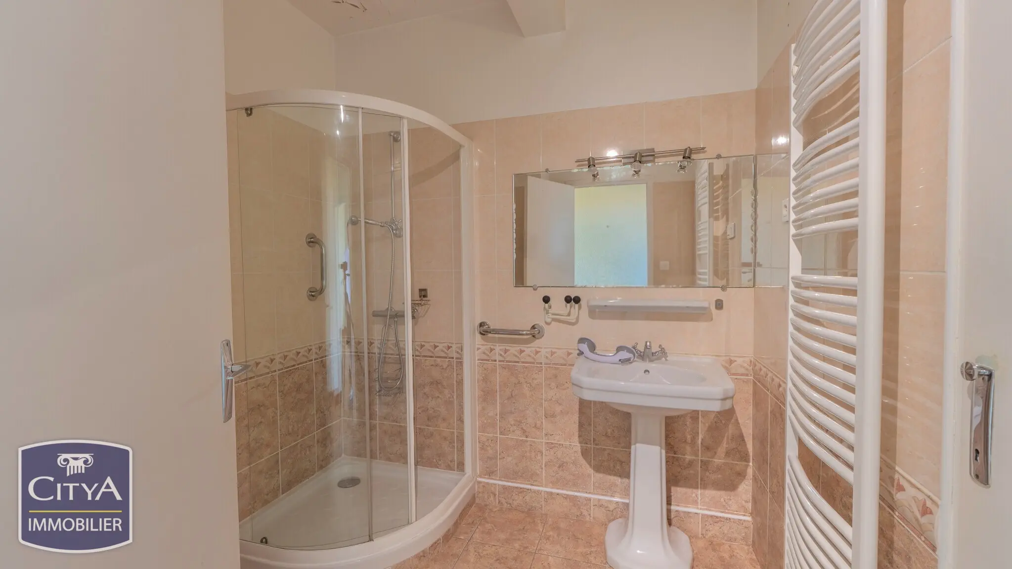 Photo 10 Appartement 4 pièces 98m²