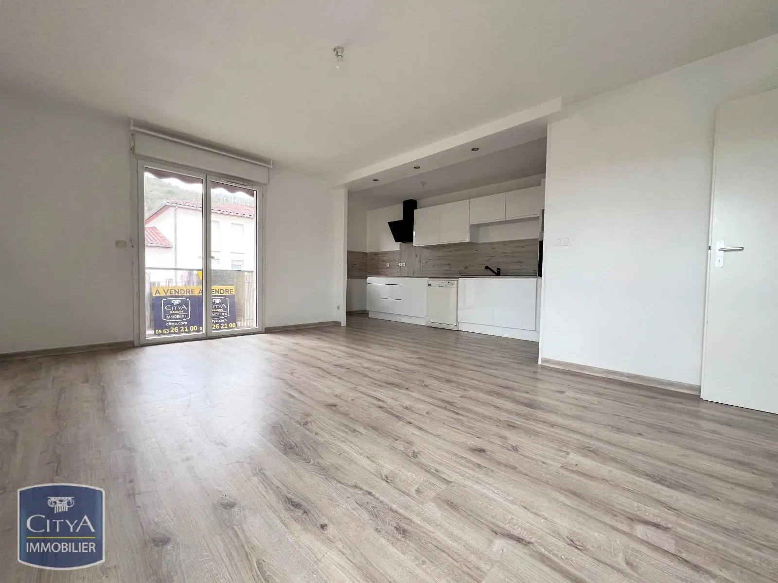 Photo 2 Appartement 4 pièces 75.91m²