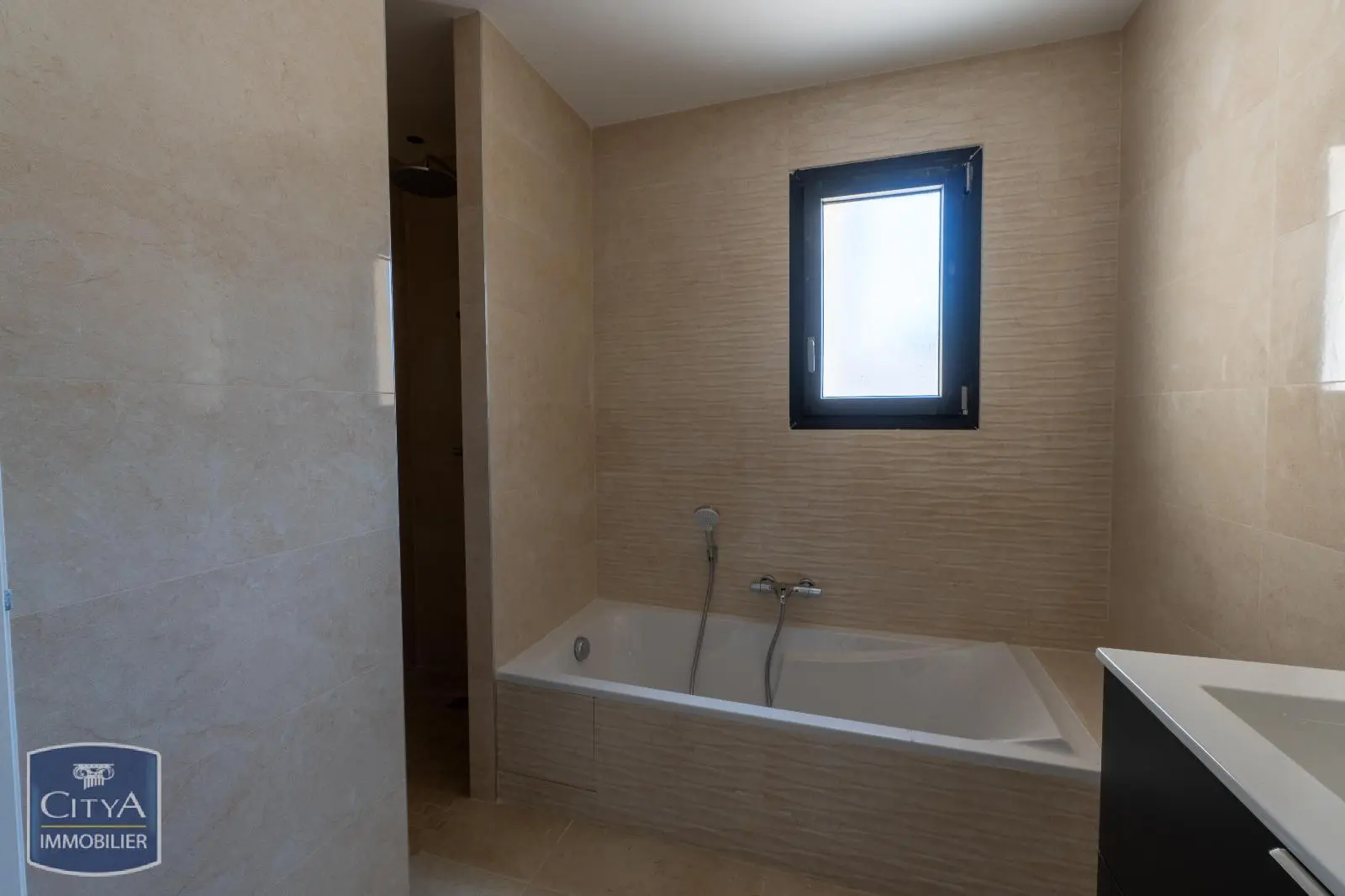 Photo 9 Maison 5 pièces 119.6m²