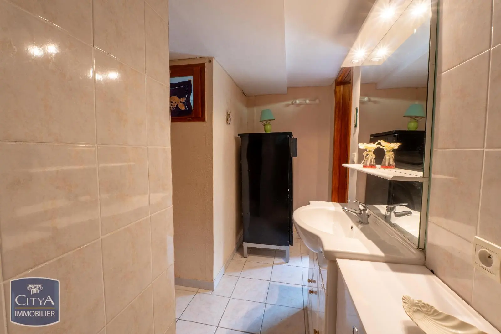Photo 9 Maison 4 pièces 180m²