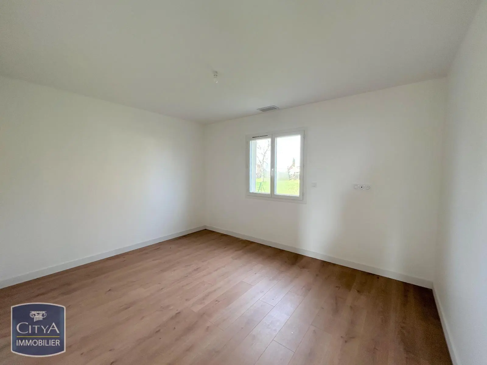 Photo 3 Maison 4 pièces 100.86m²