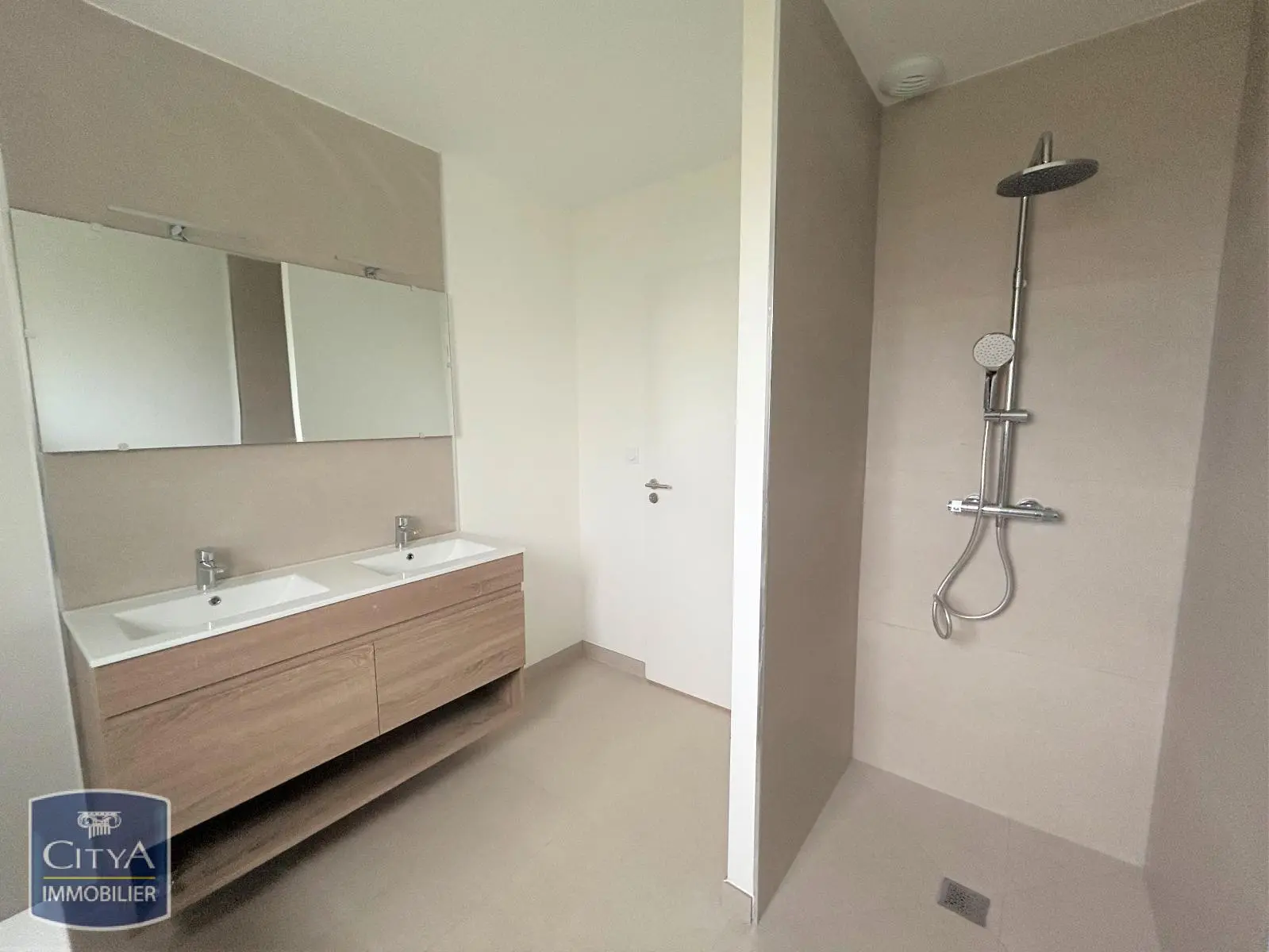 Photo 3 Maison 5 pièces 110.74m²