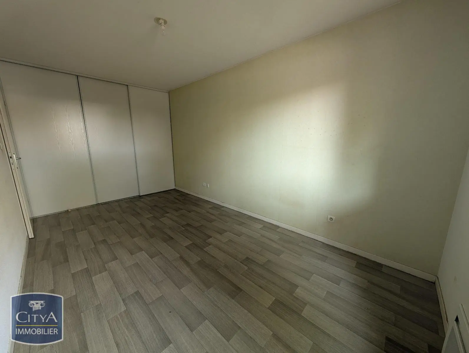 Location T3 Albi chambre avec placards