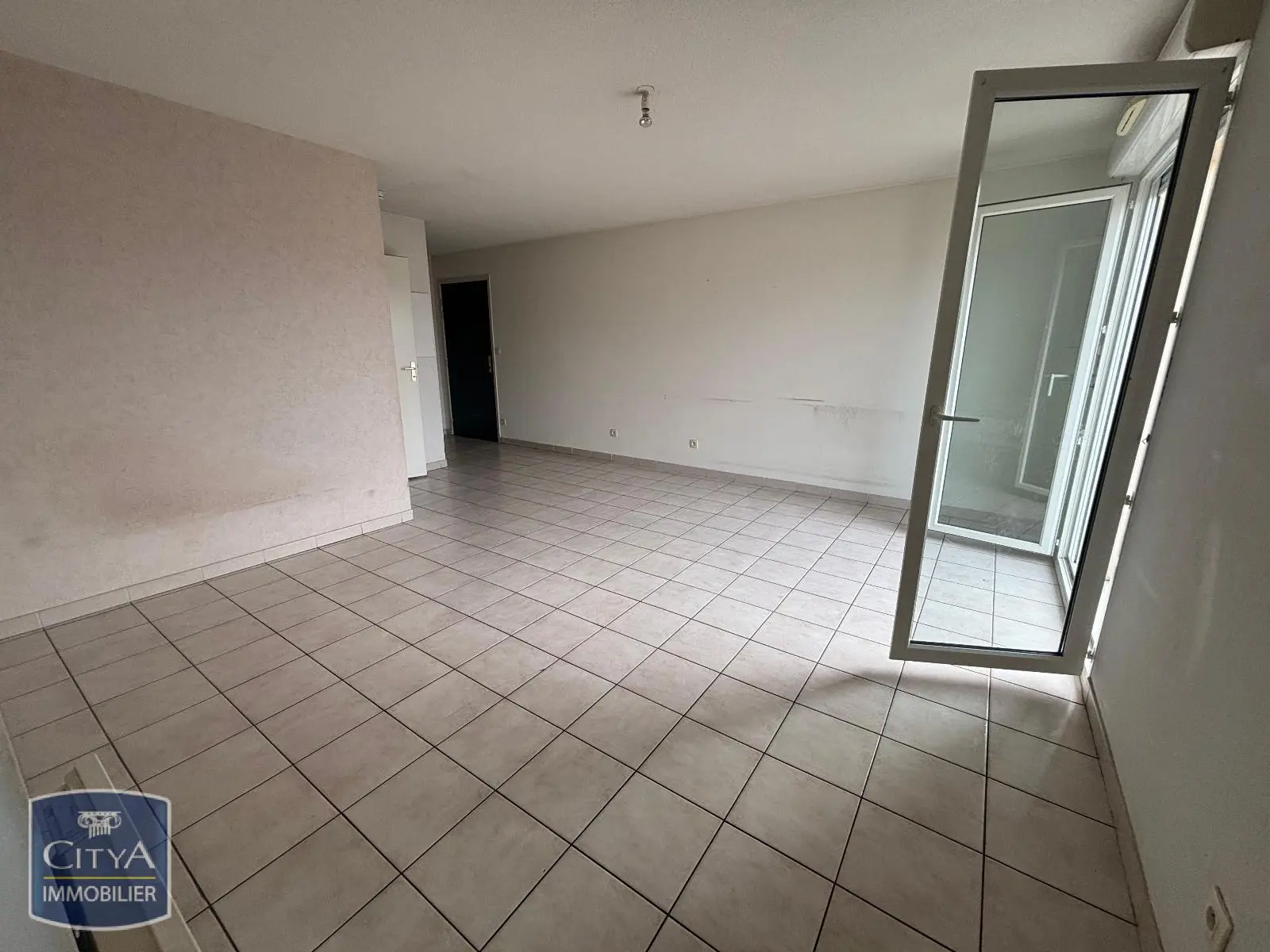 Photo 2 Appartement 2 pièces 46.17m²