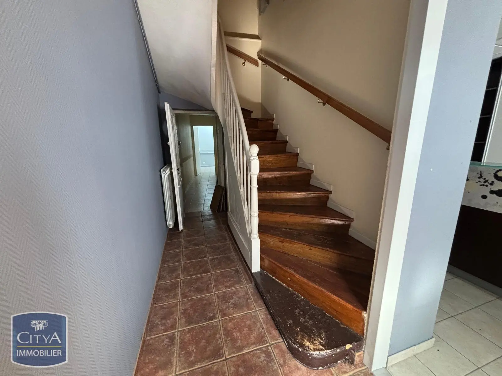 Photo 5 Local Professionnel 145m²