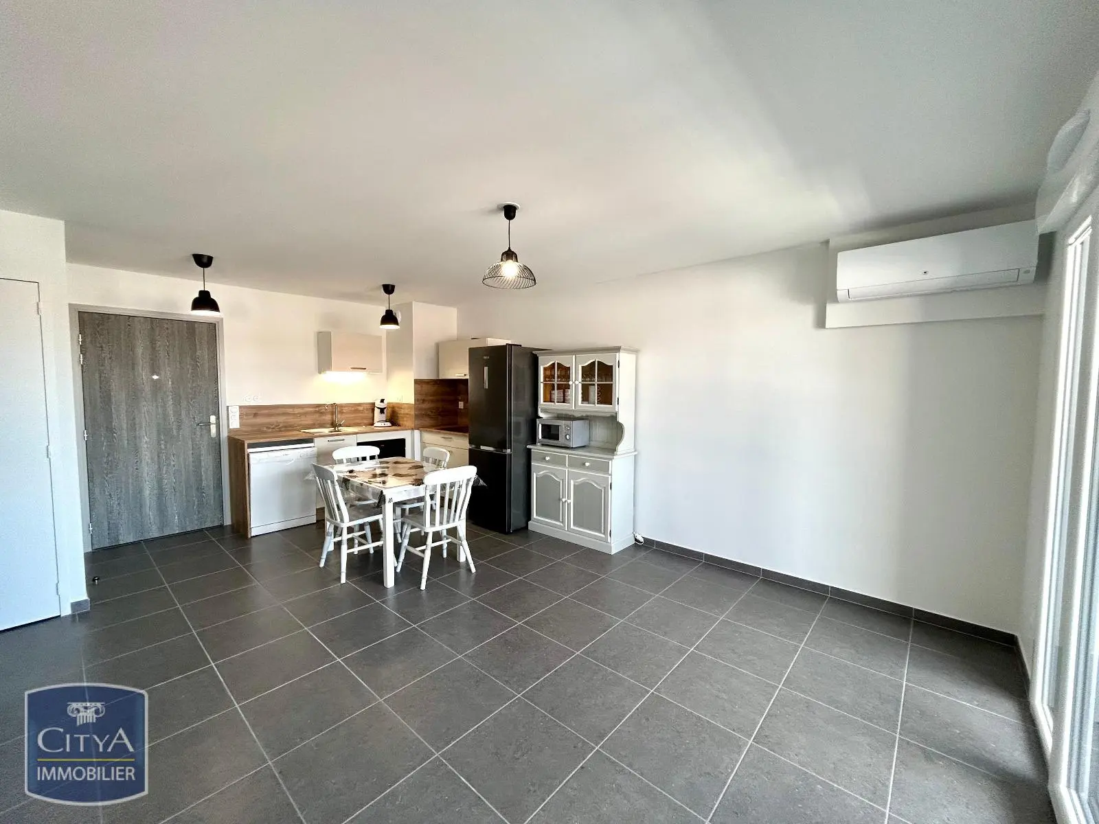 Photo 1 Appartement 2 pièces 42.7m²