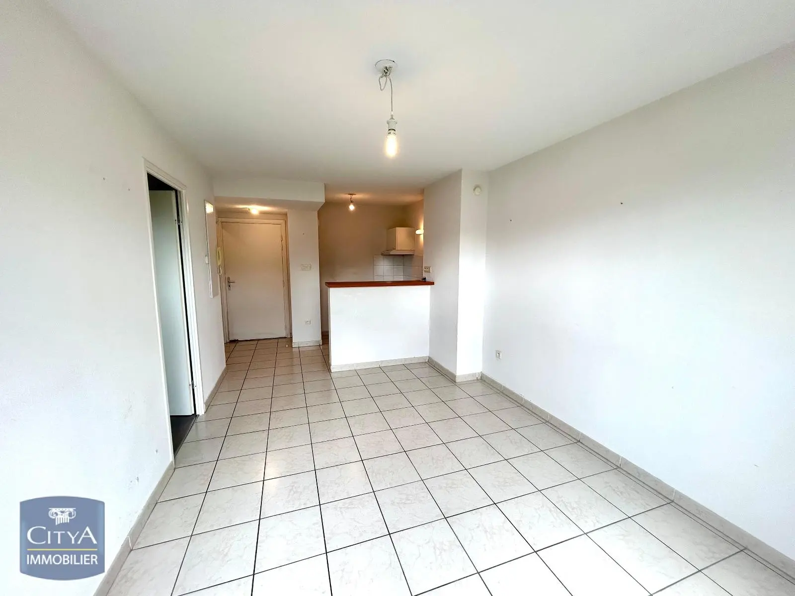 Photo 1 Appartement 2 pièces 33.73m²