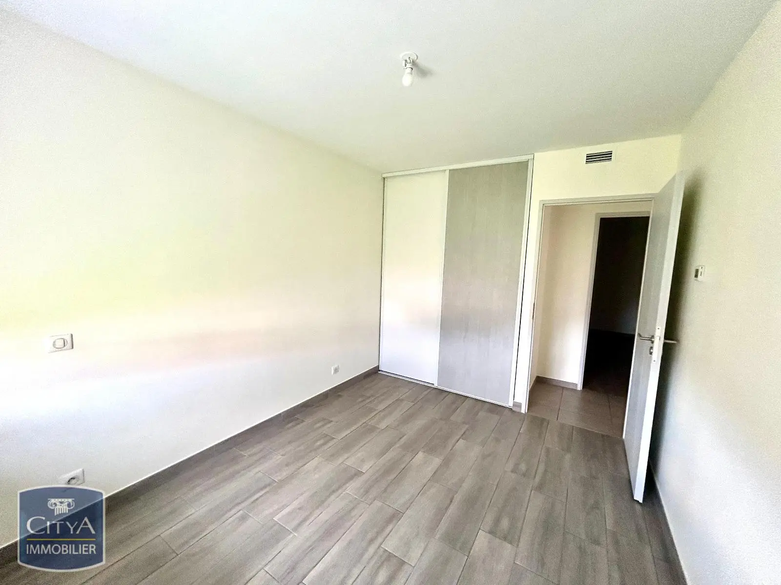 Photo 3 Maison 6 pièces 139.47m²