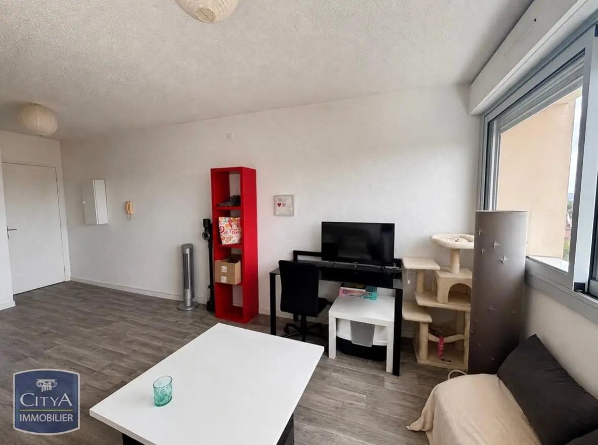 Photo 1 Appartement 1 pièce 22.06m²